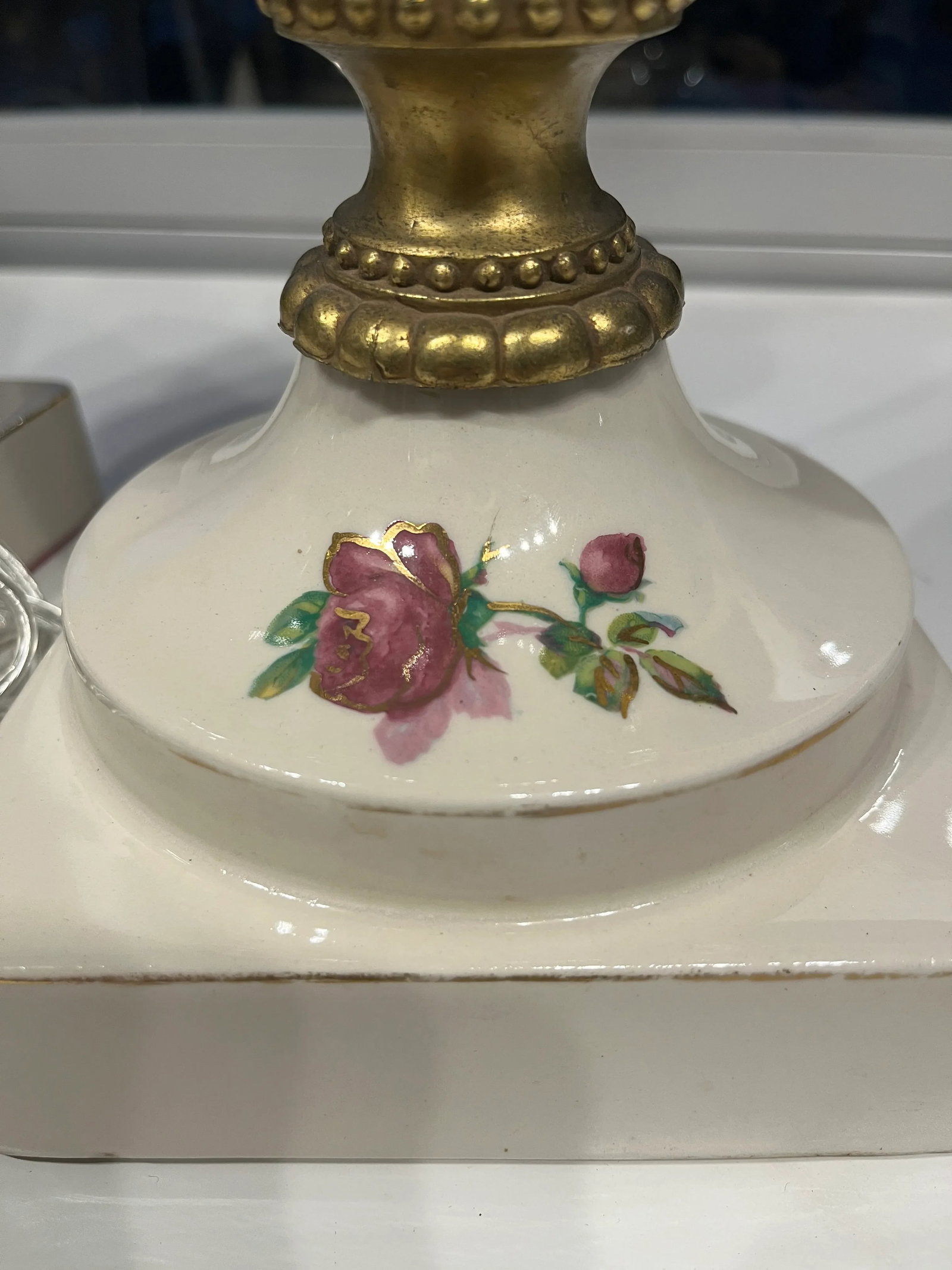 Pair Midcentury Urn Brass and Ceramic Table Lamps - 8