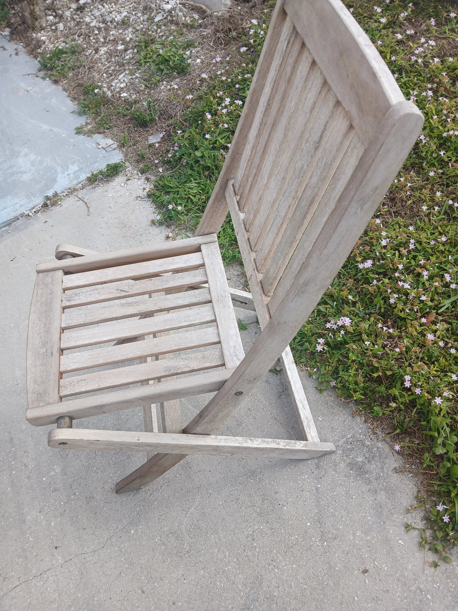 Vintage 20th Century Teak Wood High Back Folding Outdoor Chair - 2