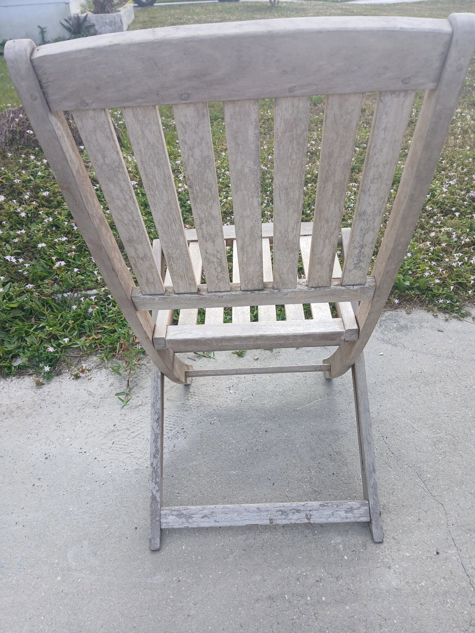 Vintage 20th Century Teak Wood High Back Folding Outdoor Chair - 6
