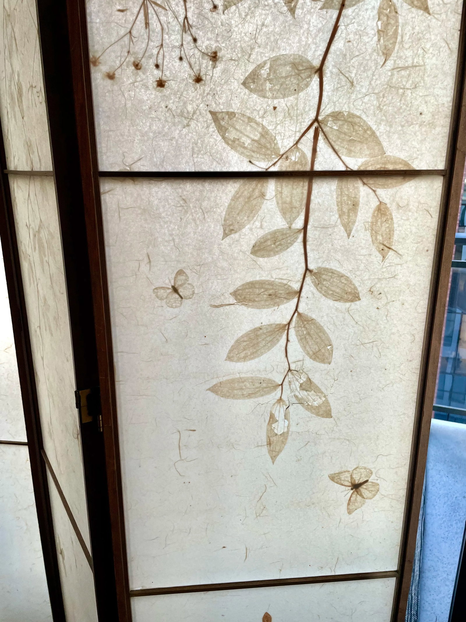 Shoji Paper Natural Elements Elmwood Floor Screen With Brass Hardware - 6