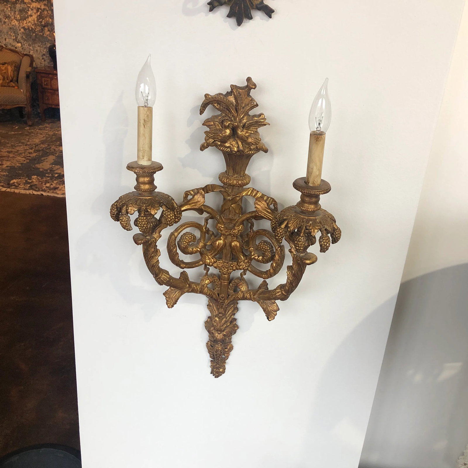 Pair of Traditional Italian Hand-Carved Light Sconce - 10