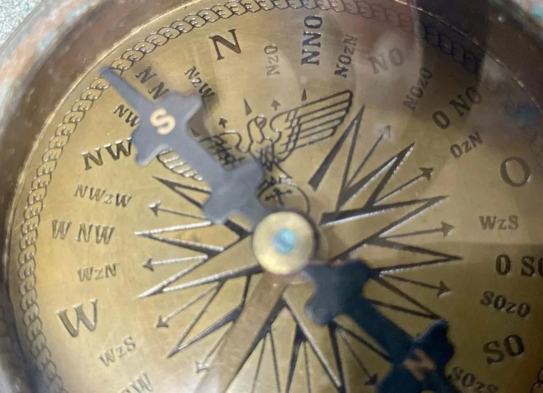 1940s Sundial Compass World War II Era British Royal Navy - 3