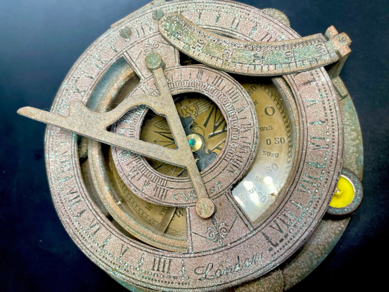 1940s Sundial Compass World War II Era British Royal Navy - 9