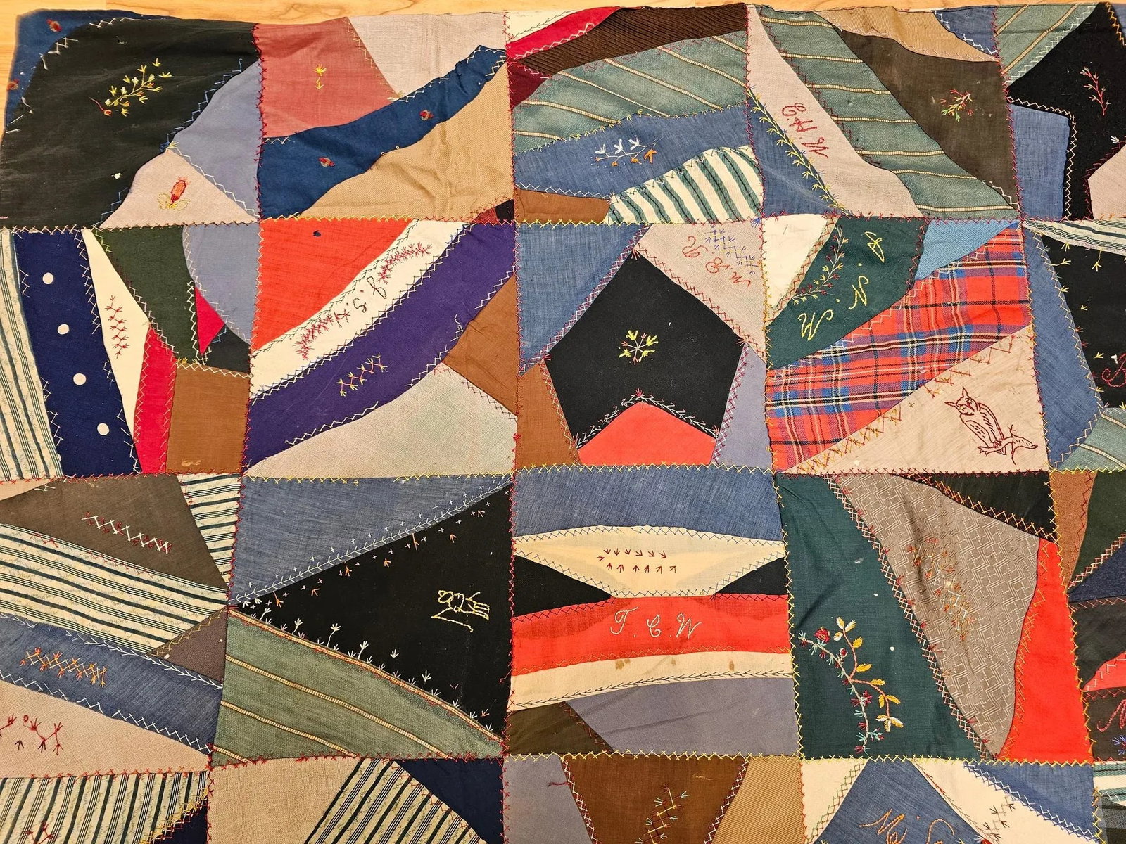 Late 19th Century Crazy Quilt - 10