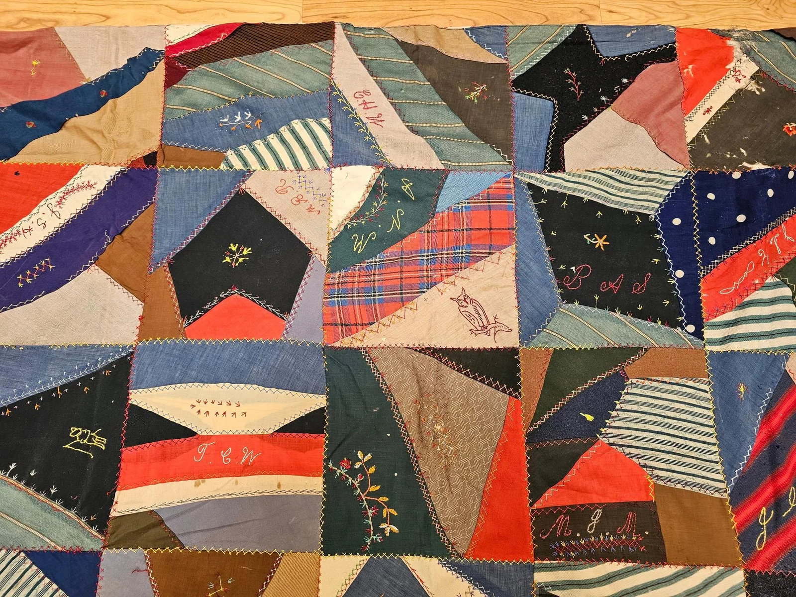 Late 19th Century Crazy Quilt - 8