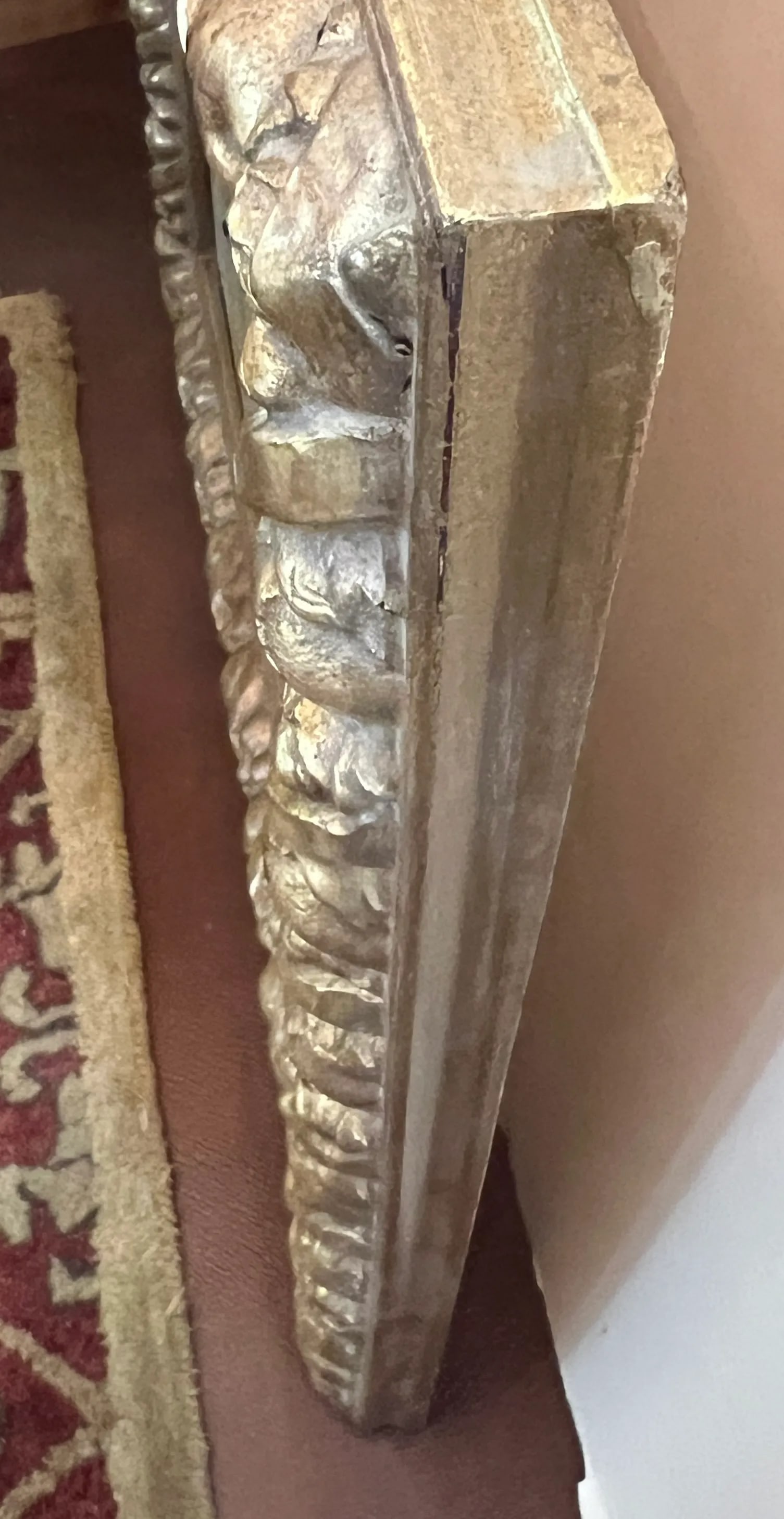 1980s Della Robbia Style Carved Gold Gilt Mirror - 10