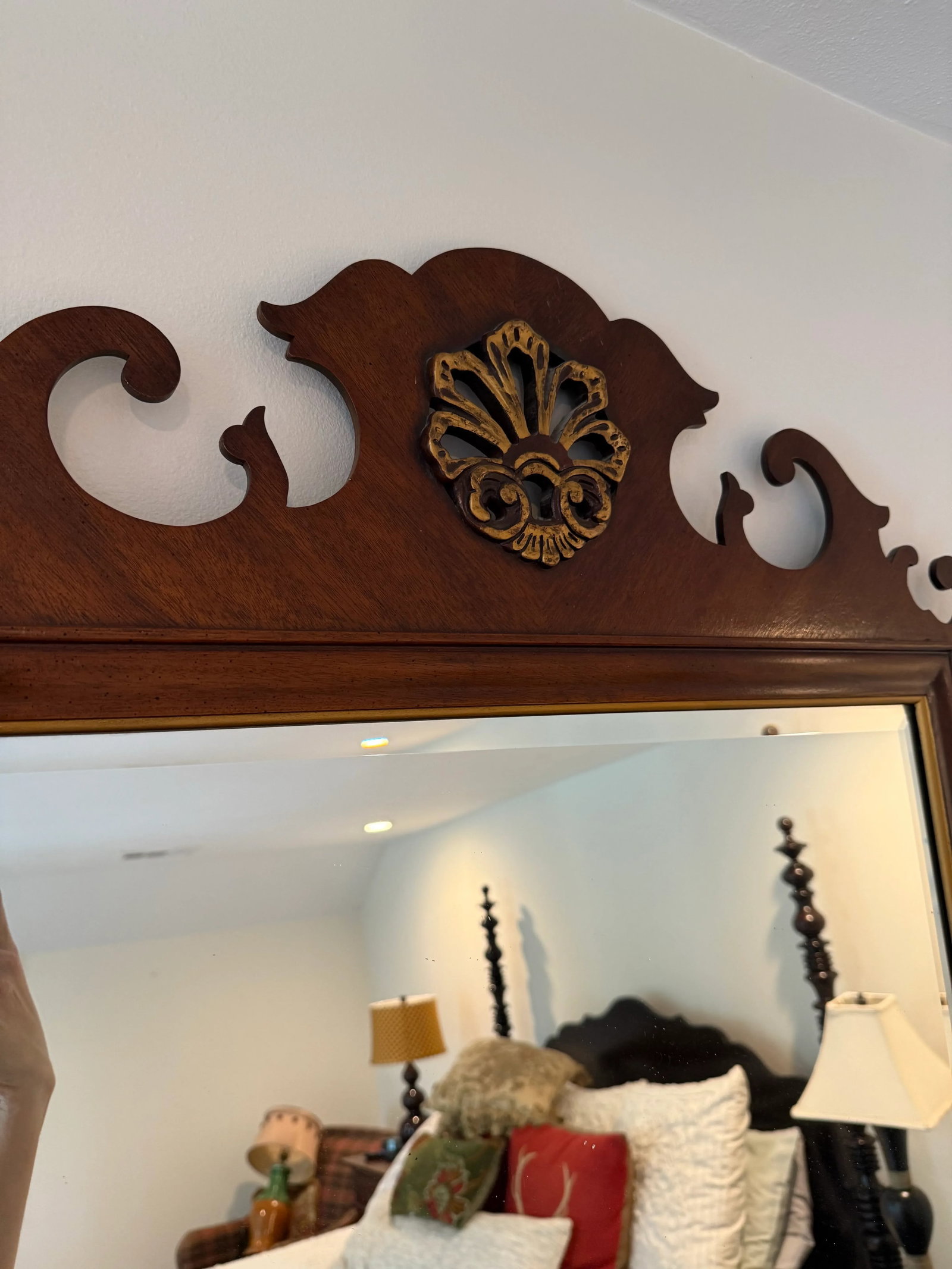 Mid 20th Century Drexel Heritage Chippendale Style Mahogany Mirror With Gilded Accent - 3