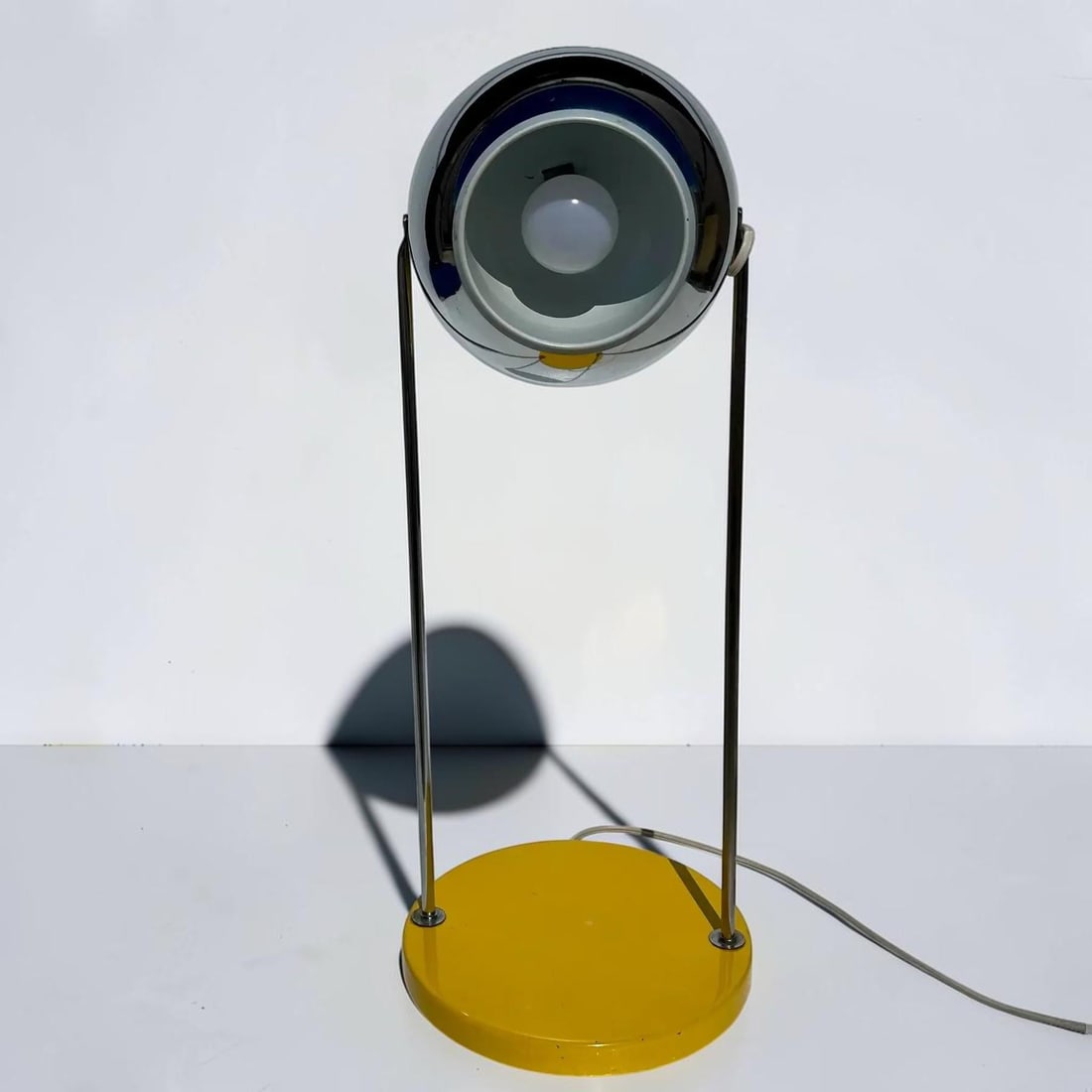1970s Sonneman Style Atomic Eyeball Table Lamp - 2