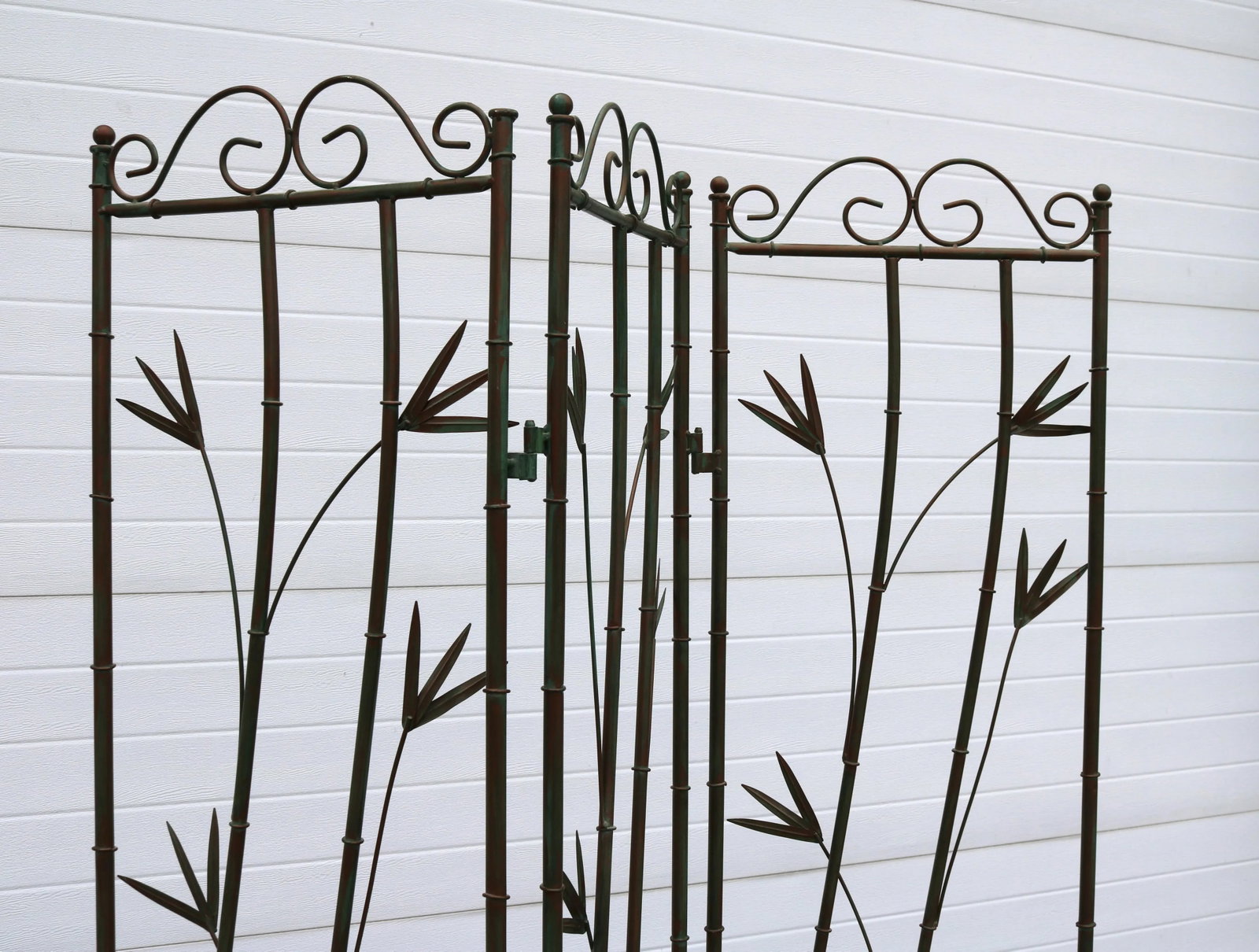 Vintage Three Panel Green and Copper Hand Painted Metal Faux Bamboo Screen Room Divider - 5