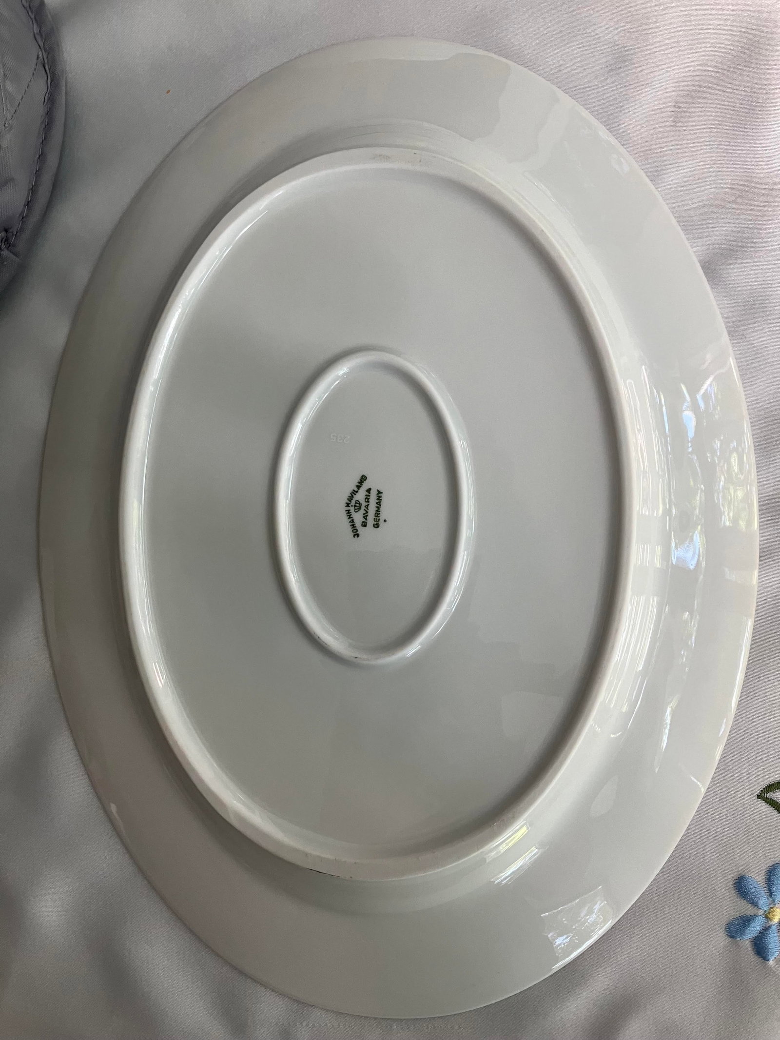 89 Piece Set of Forever Spring Fine China Dinnerware - 6