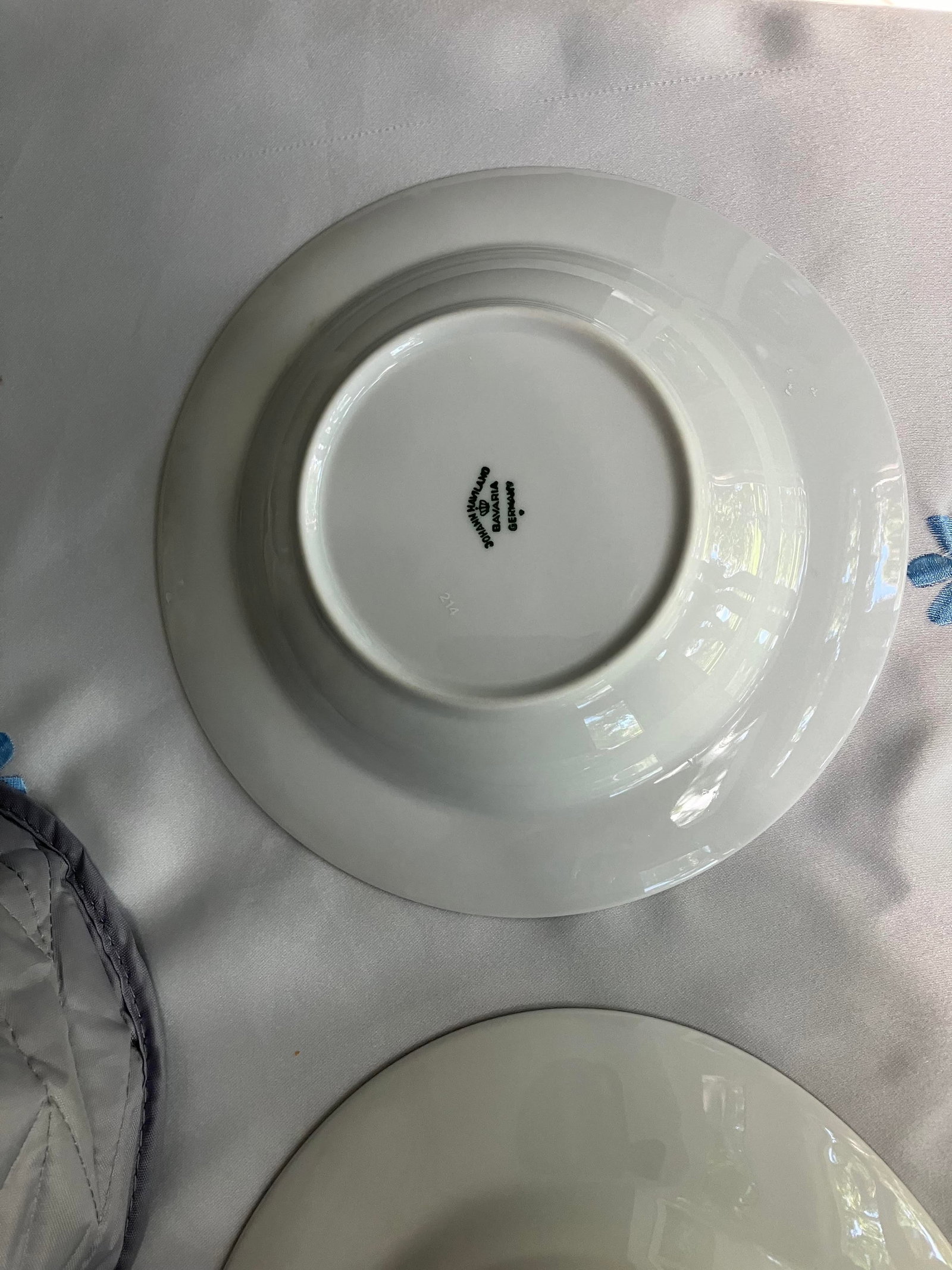 89 Piece Set of Forever Spring Fine China Dinnerware - 7