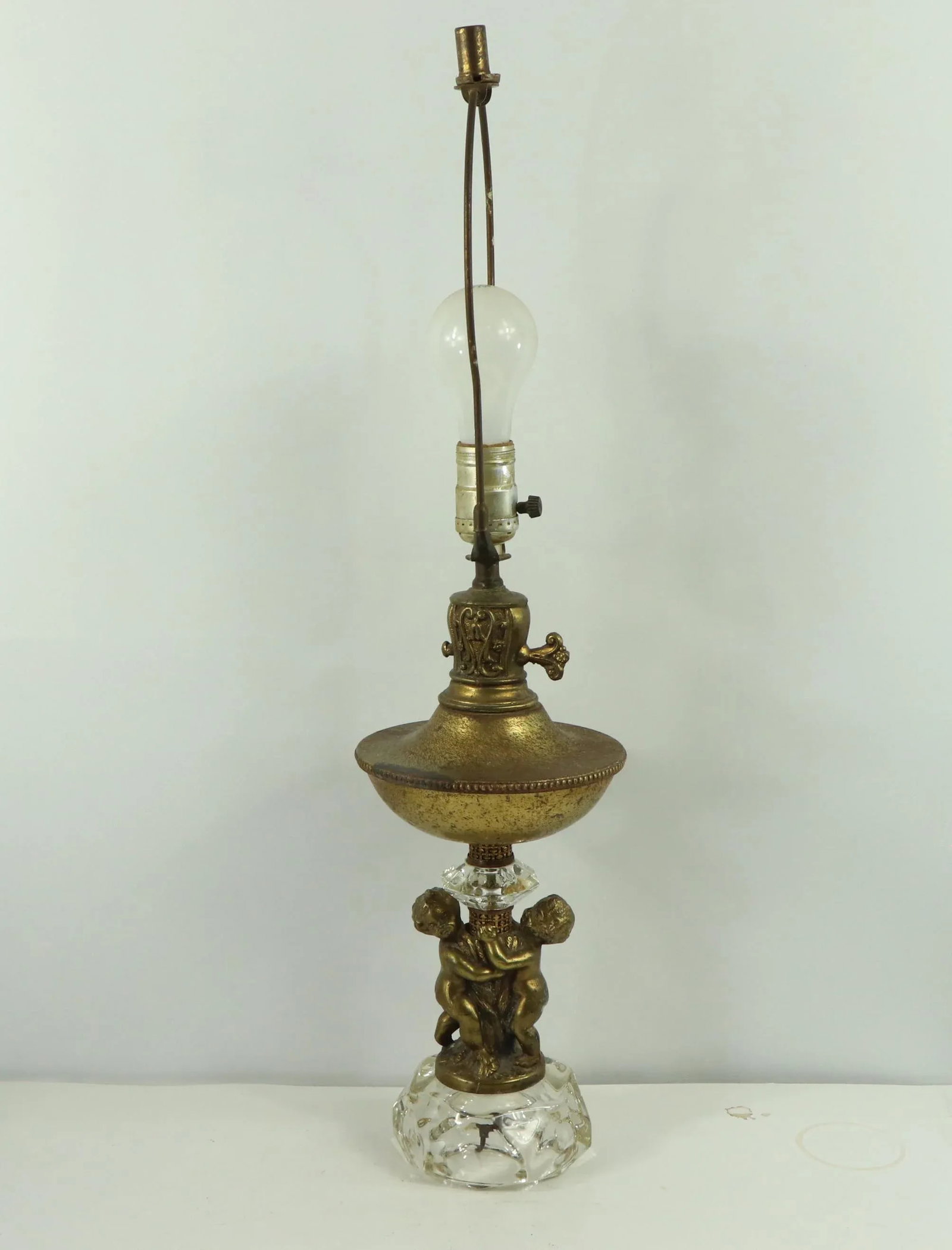 Vintage Hollywood Regency Vintage Brass Cherub Crystal Table Lamp - 4