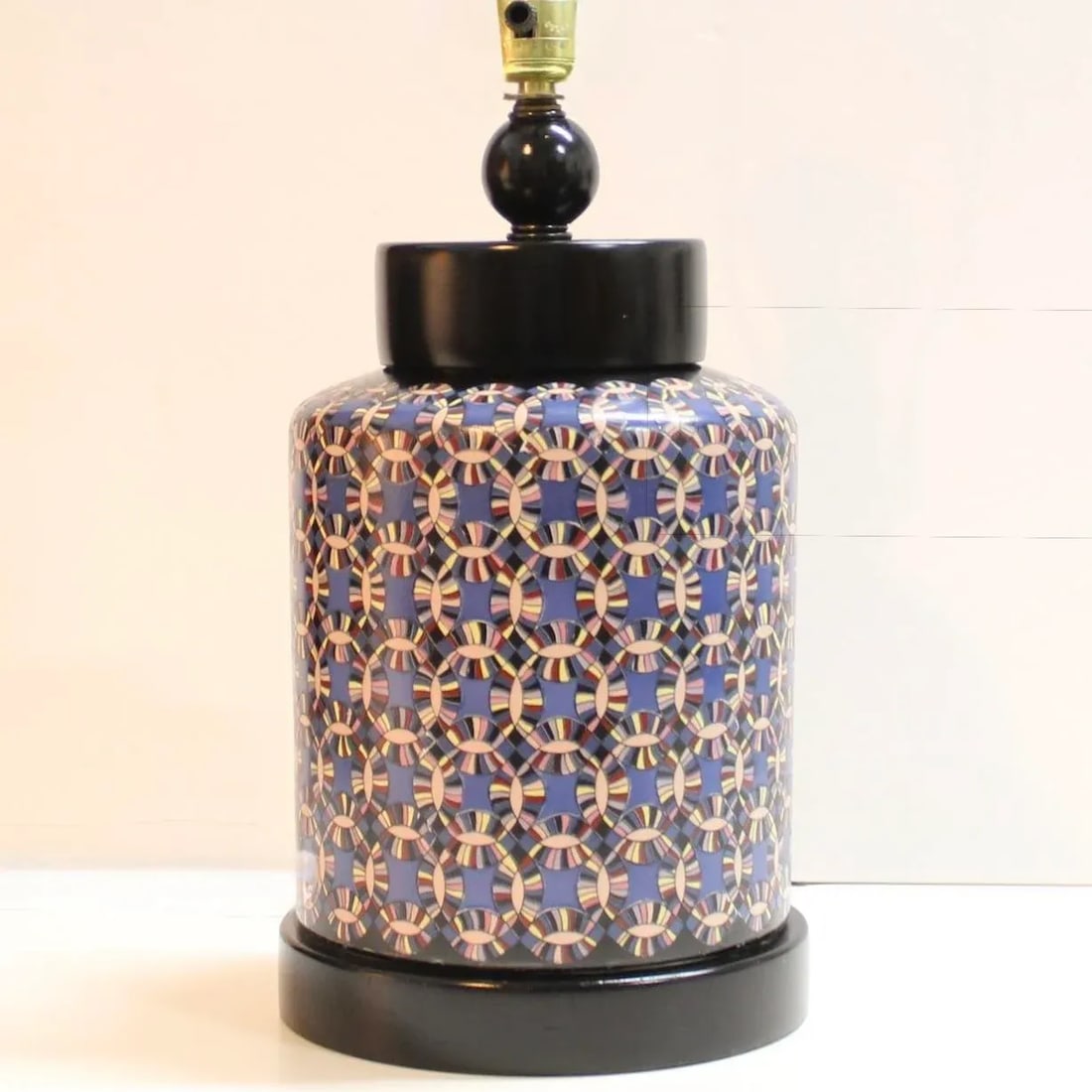 1989 Tyndale Lamp Co Small Table Lamp - 2