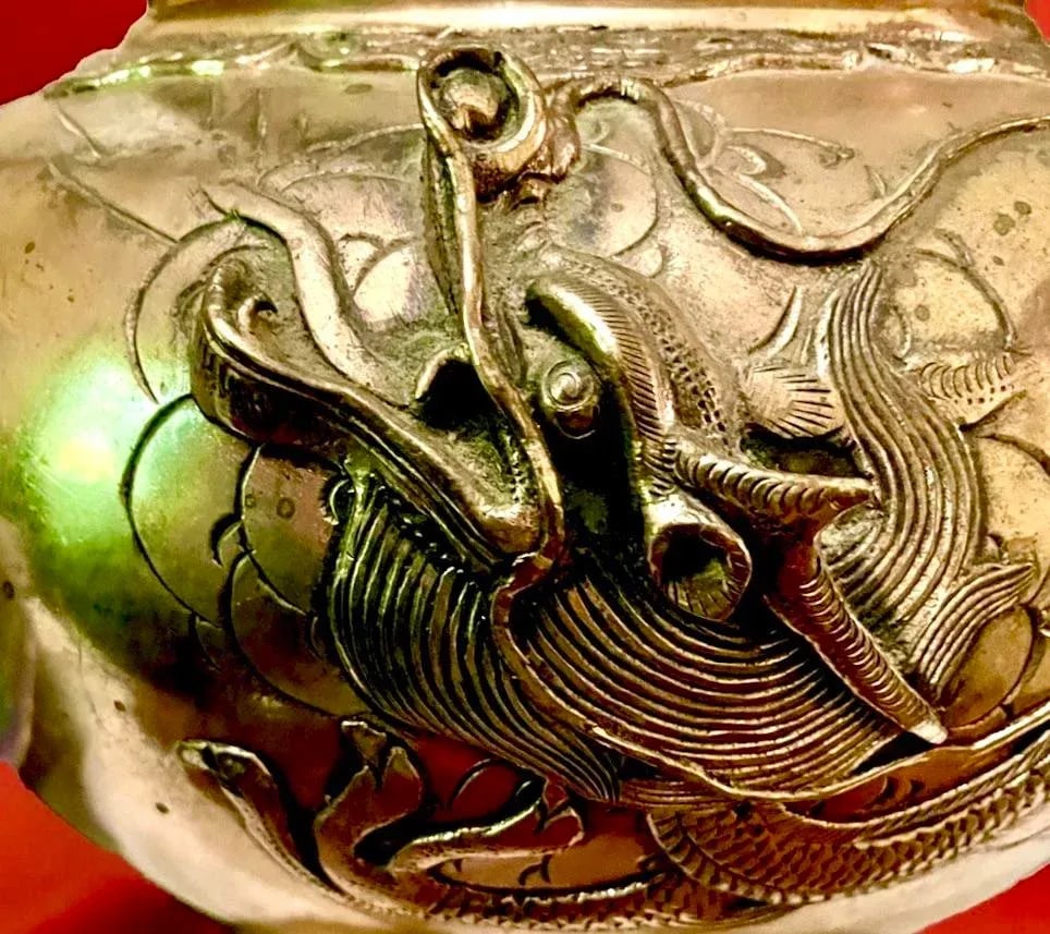 Large Antique Bronze and Gilt Gold Meiji Jardiniere With Raised Relief Dragon - 2