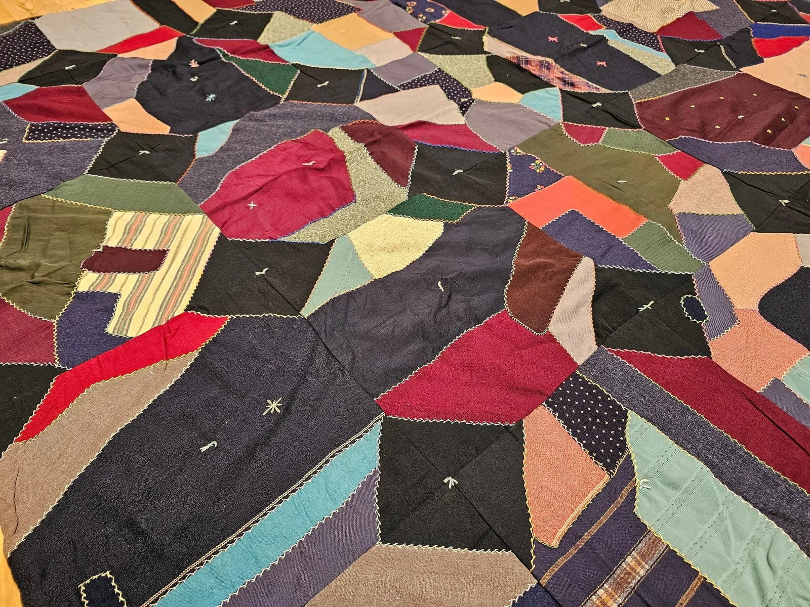 Early 20th Century American Crazy Quilt - 3