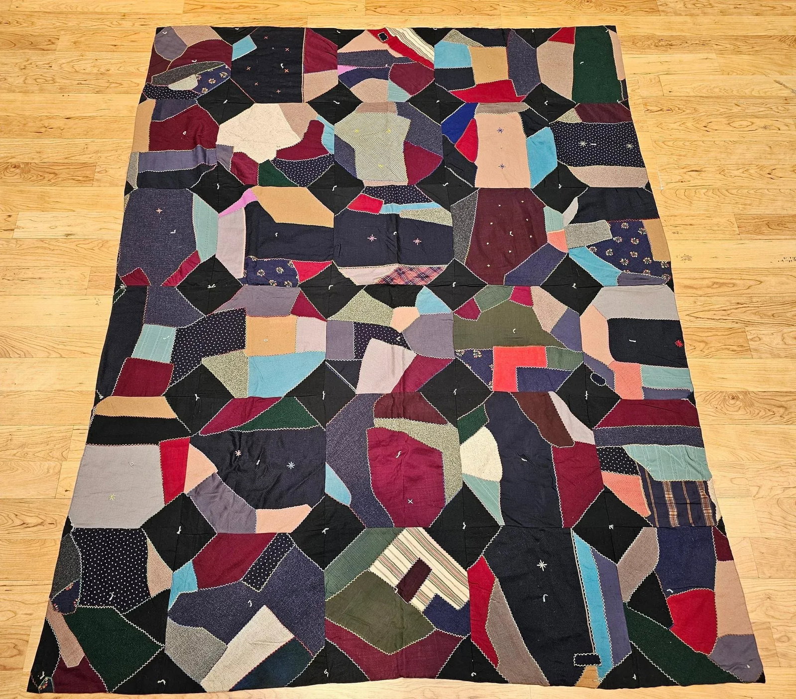 Early 20th Century American Crazy Quilt - 5