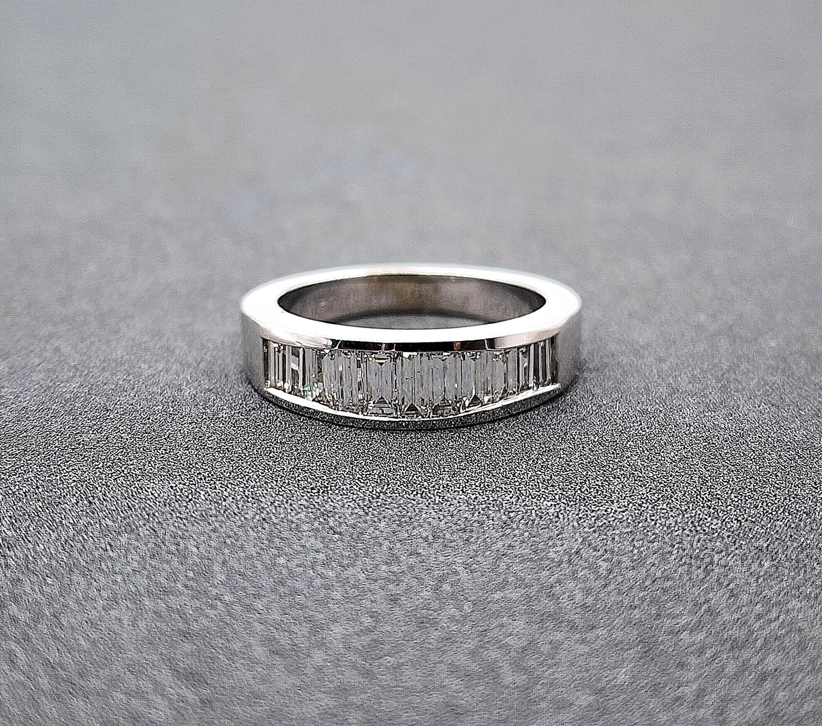 1.10 Ct Baguette Diamond Band Size 6.5 - 5