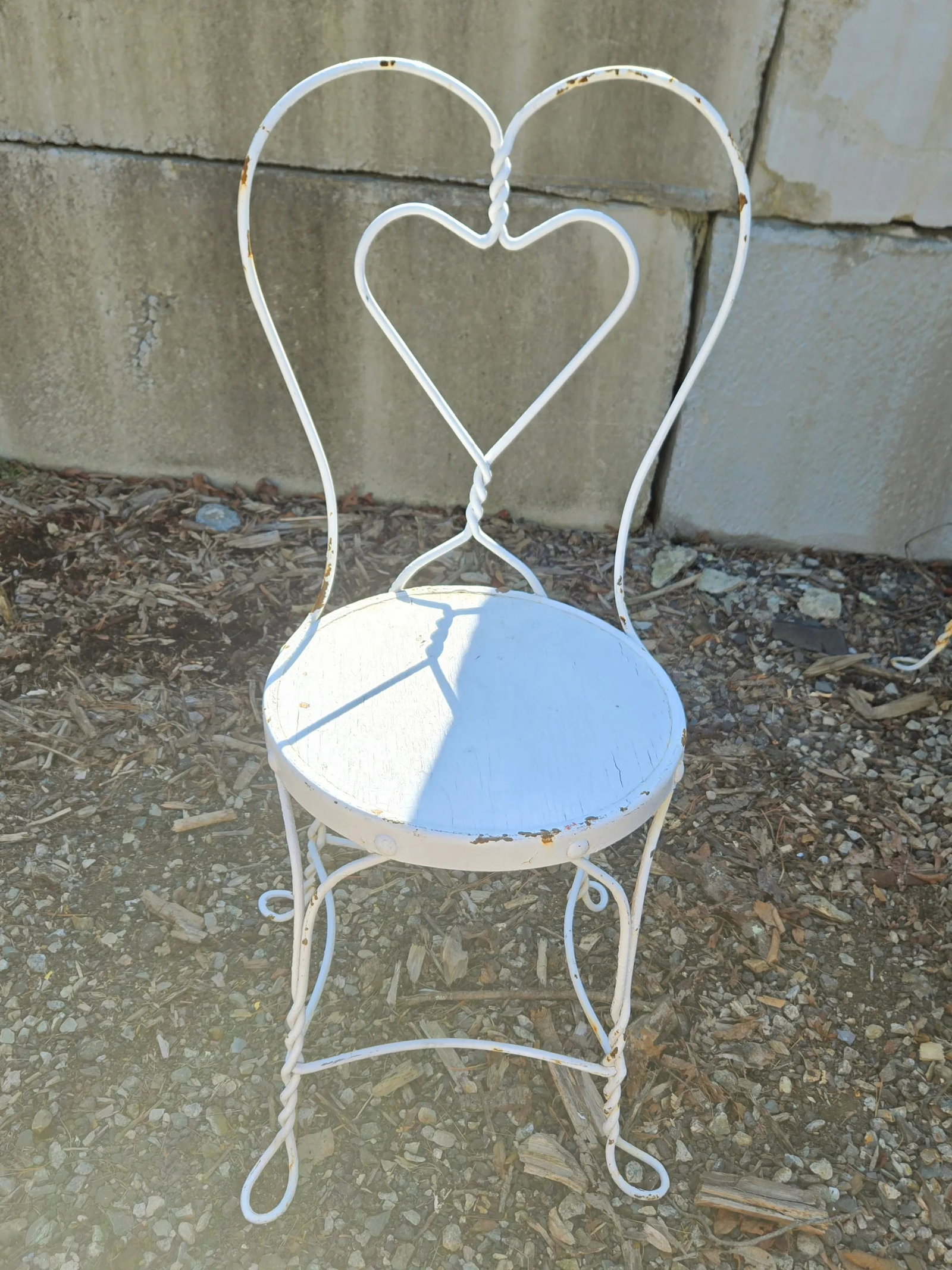 Vintage Wrought Iron Outdoor Patio Table & 4 Chairs - 5
