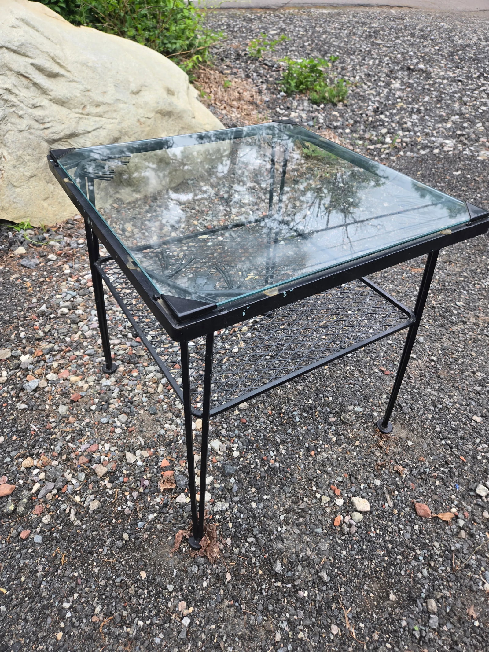 Vintage Woodard Pinecrest Outdoor End Table - 8