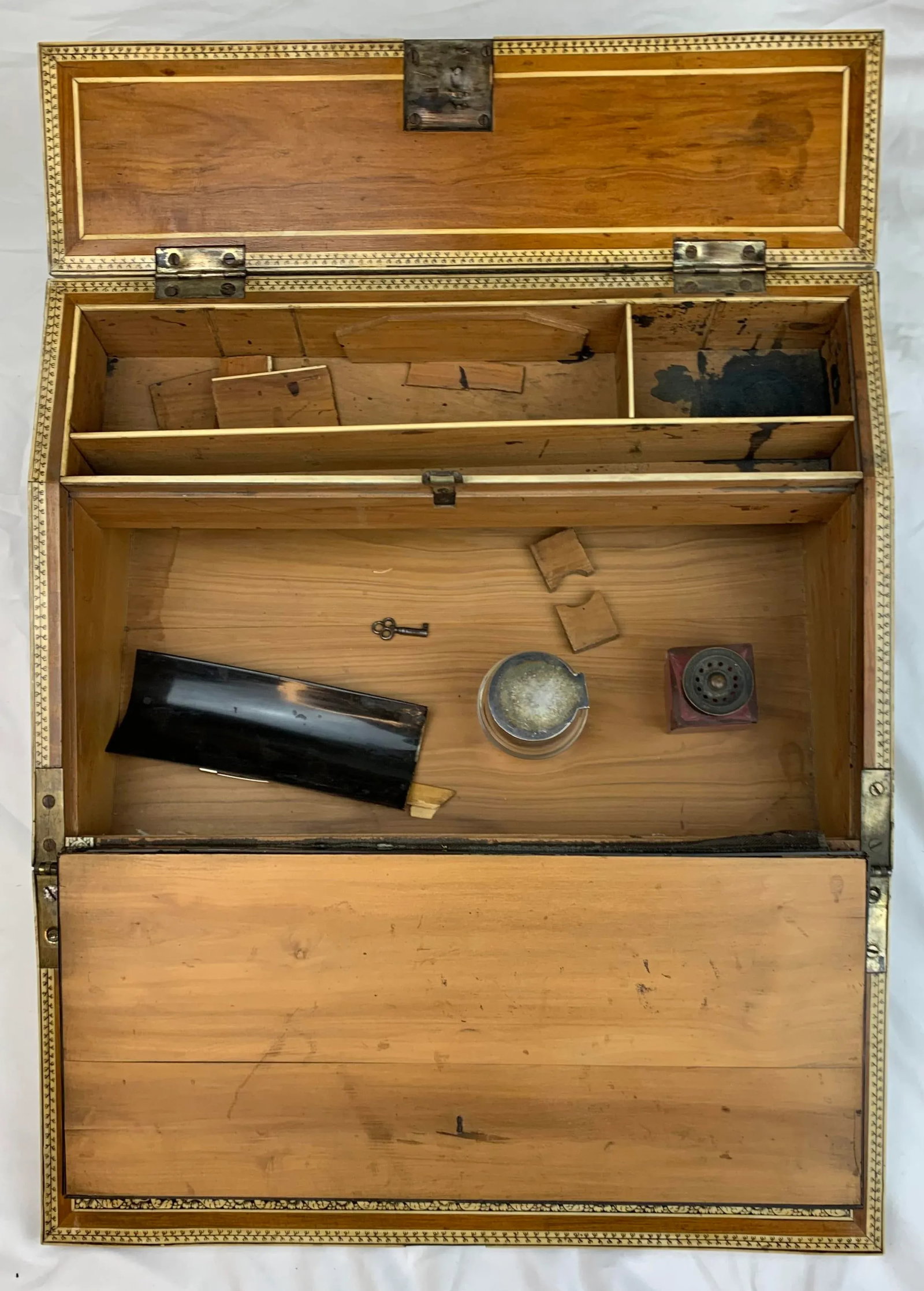Late 19th Century Antique Campaign Lap Desk - 7