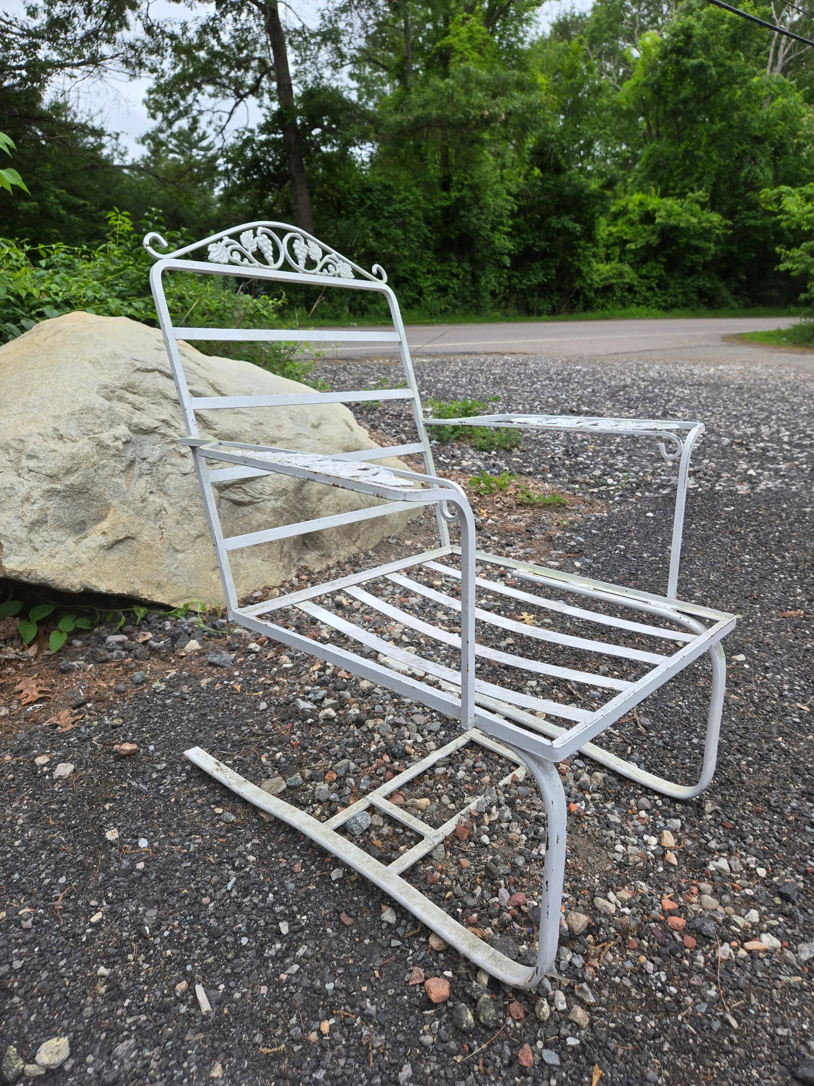Vintage Wrought Iron Bouncer Chair - 3