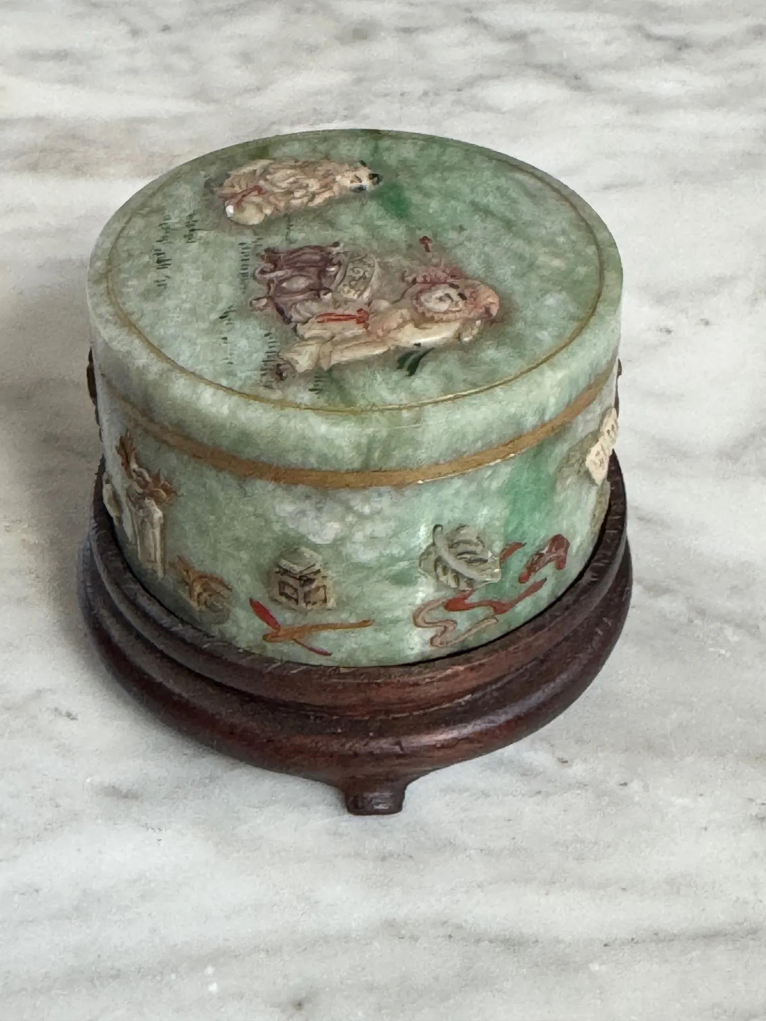 Circa 1900 Republic Era Chinese Apple Green Jadeite & Applique Designs Small Box - 2
