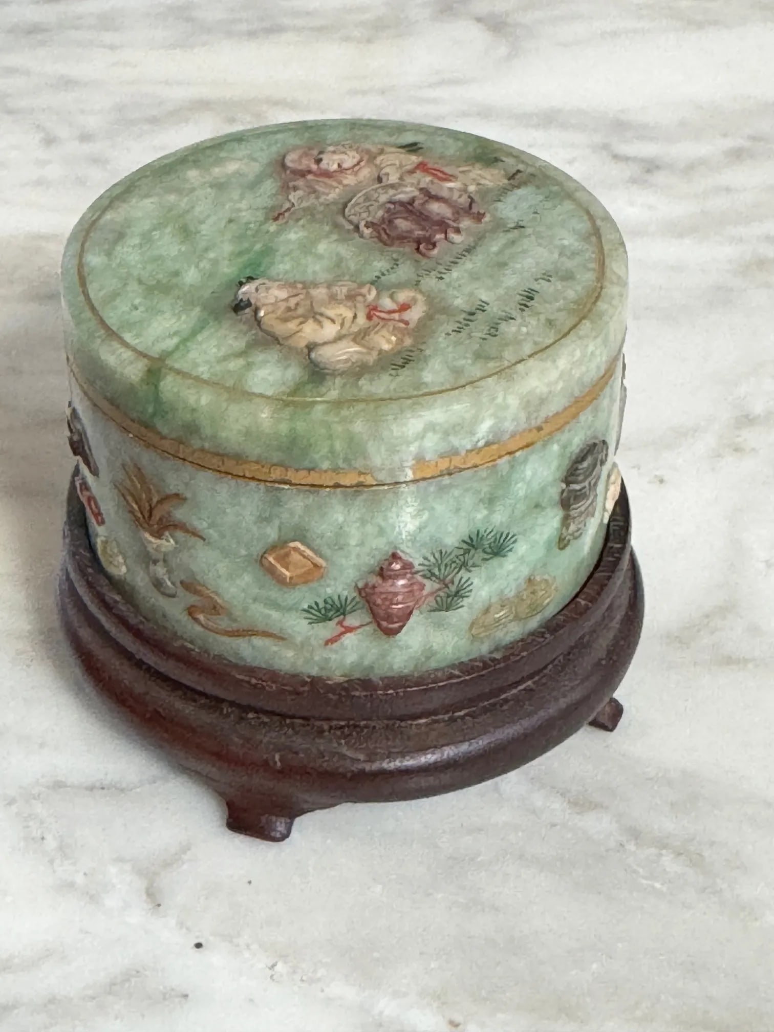 Circa 1900 Republic Era Chinese Apple Green Jadeite & Applique Designs Small Box - 4
