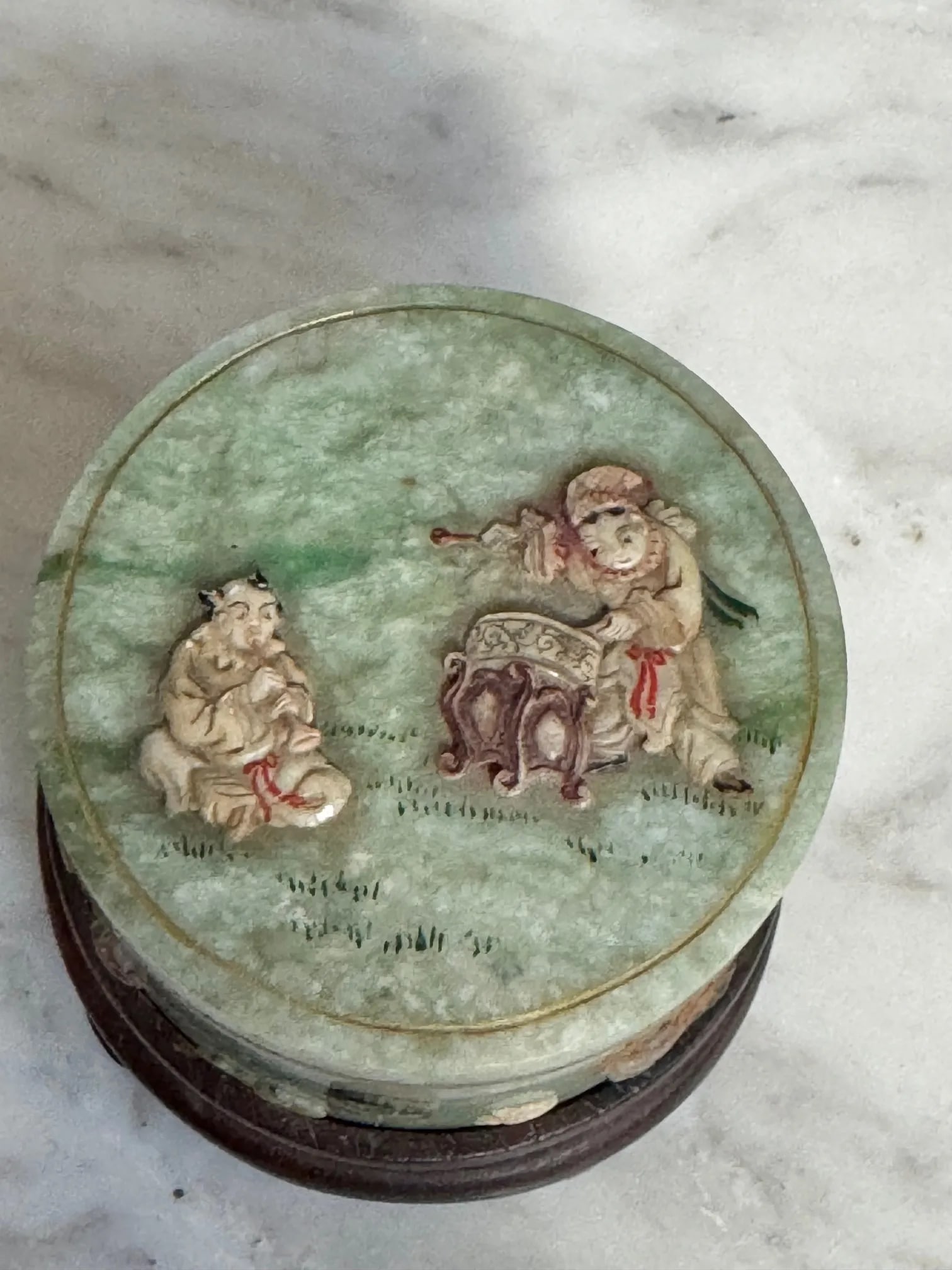 Circa 1900 Republic Era Chinese Apple Green Jadeite & Applique Designs Small Box - 5