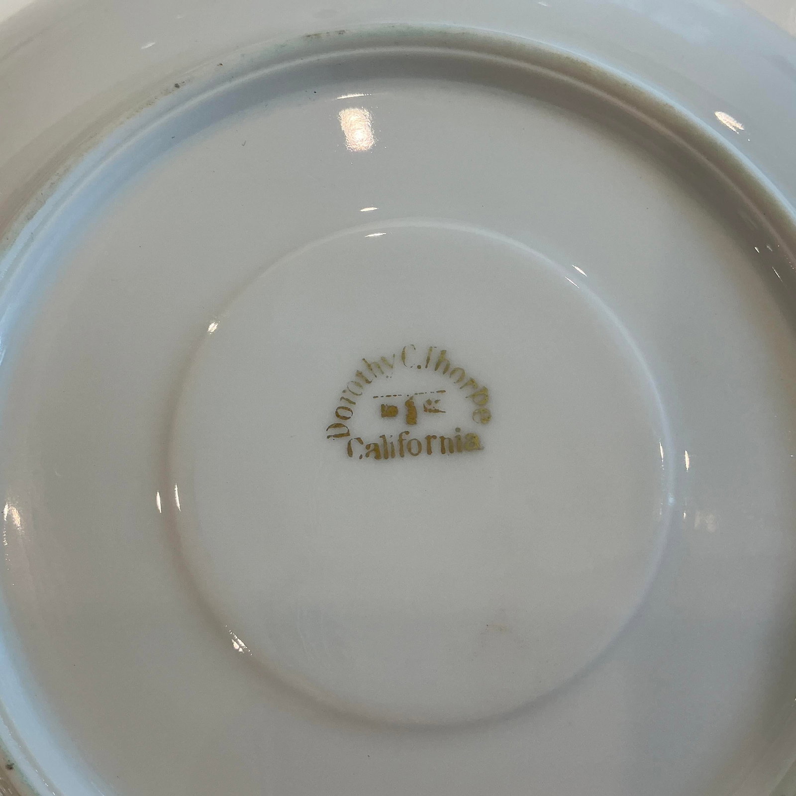 Vintage Dorothy C. Thorpe China Persimmon and Gold China Set- 31 Pieces - 10