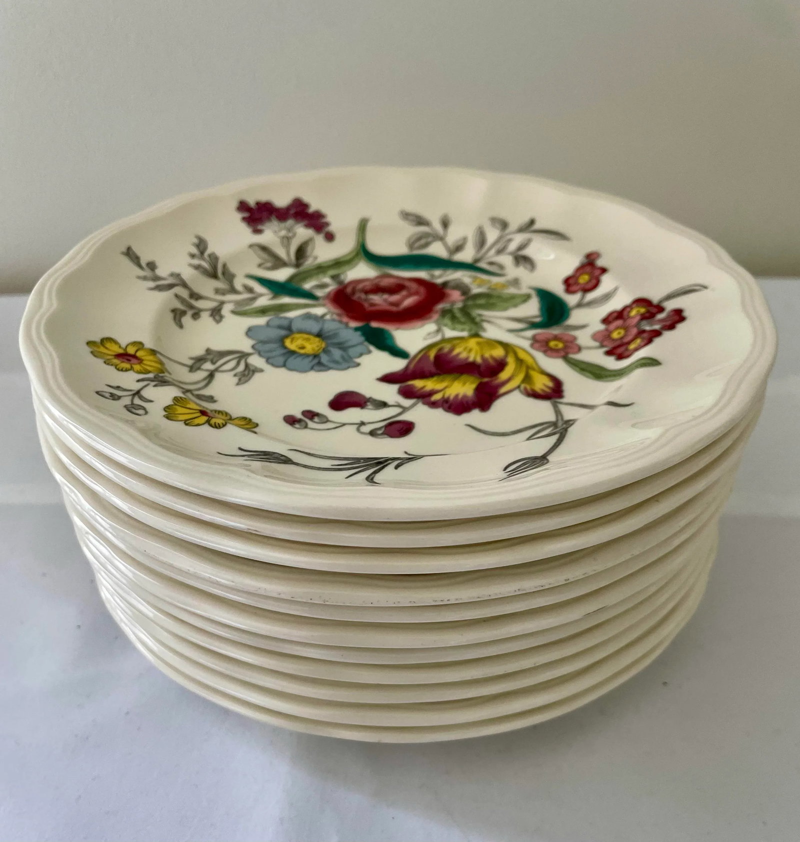 Vintage 1950s Copeland Spode Gainsborough Marlborough - Round Bread & Butter Plates- Set of 11 - 4