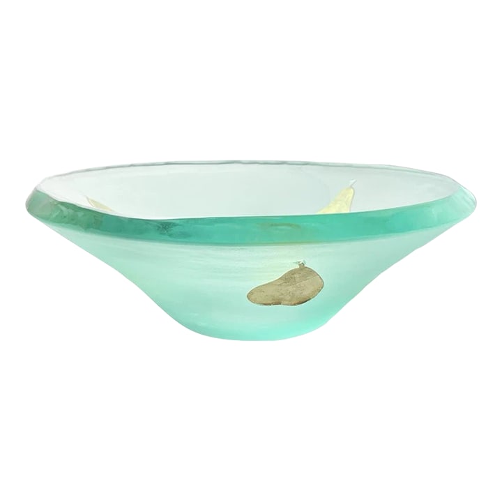 1990s Felt Glass, Jeffrey M. Andrews Kiln Formed Studio Glass Centerpiece Bowl: 1990s Felt Glass, Jeffrey M. Andrews Kiln Formed Studio Glass Centerpiece Bowl Good vintage condition. No chips, cracks, or fleabites. Slight scratches on pear carved out motifs. Comes with age and