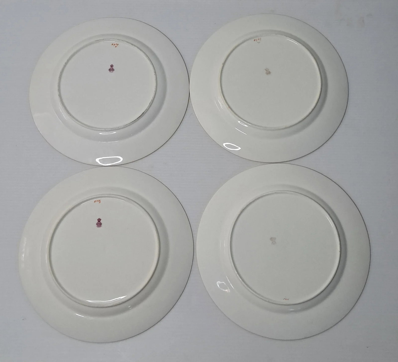 Early 1900s Mintons H969 27 Piece Dinnerware Set for 4 for Burley & Co. Gold Encrusted Sunburst - 5