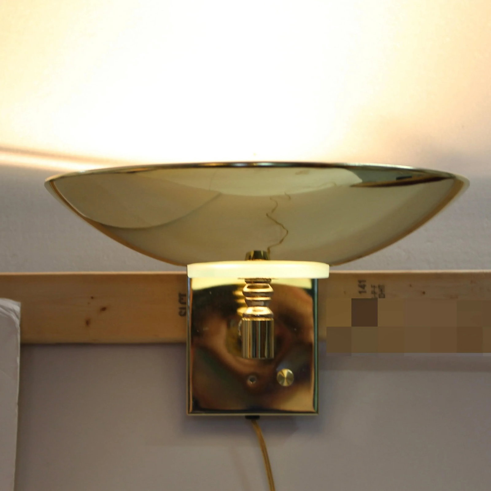 Vintage Mid Century Modern Brass Flying Saucer Wall Sconce - 5