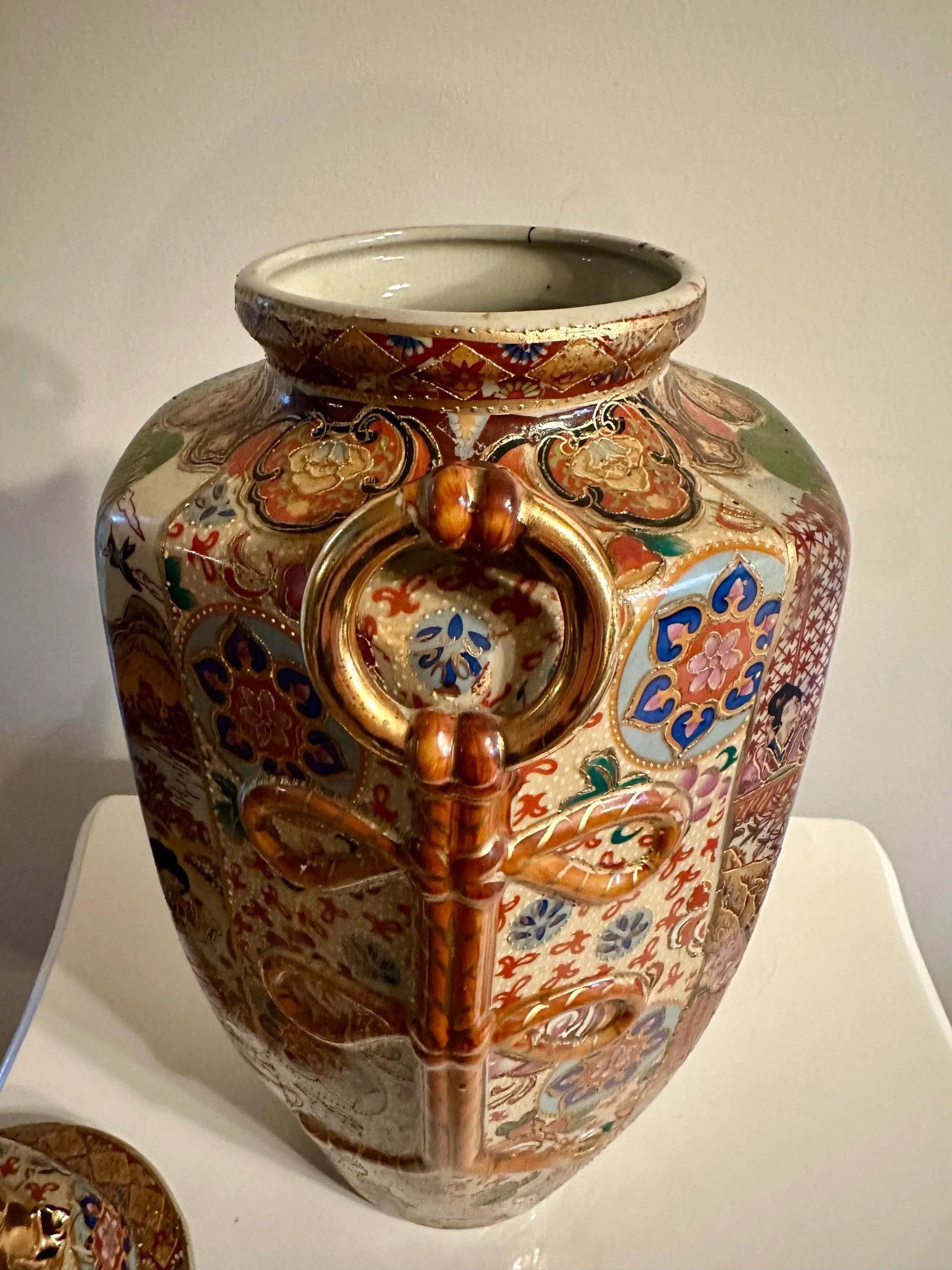Antique Chinese Porcelain Rose Medallion Vase With Lid and Gilded Foo Dog - 8