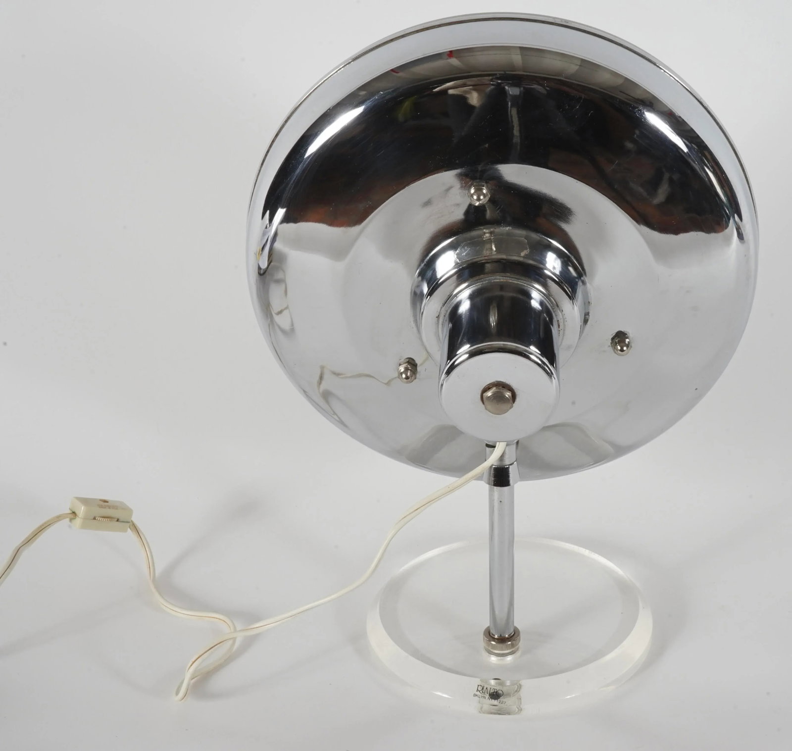 Vintage Rialto New York Lucite Lighted Vanity Mirror- Magnifying/Standard Setting - 4