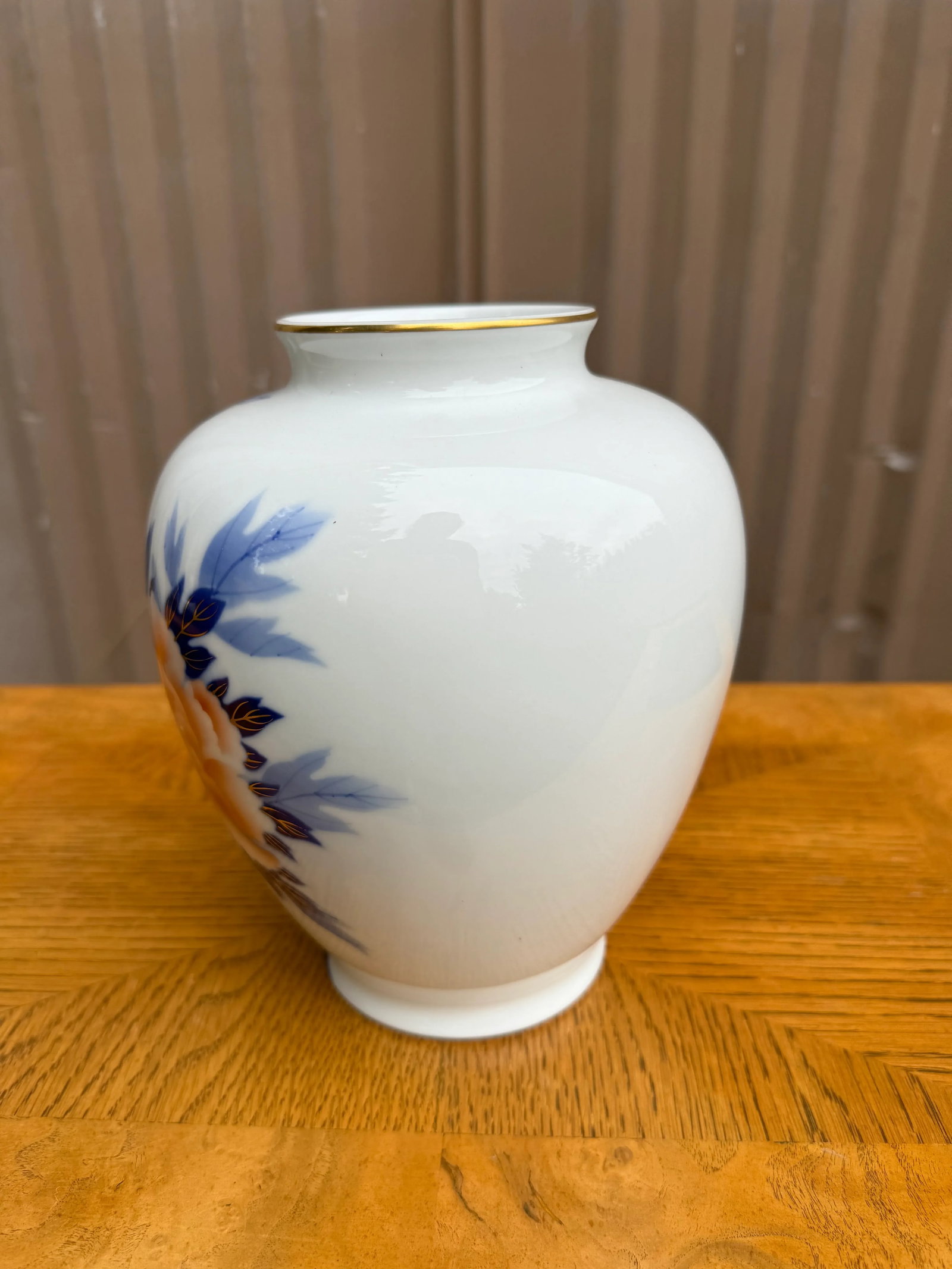 1940s Fukagawa Peony Japanese Vase - 8
