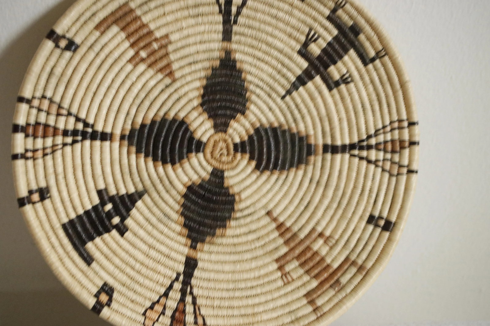 Early 20th C. Hopi Coil Basket Plaque With Geometric Figural Motifs - 10