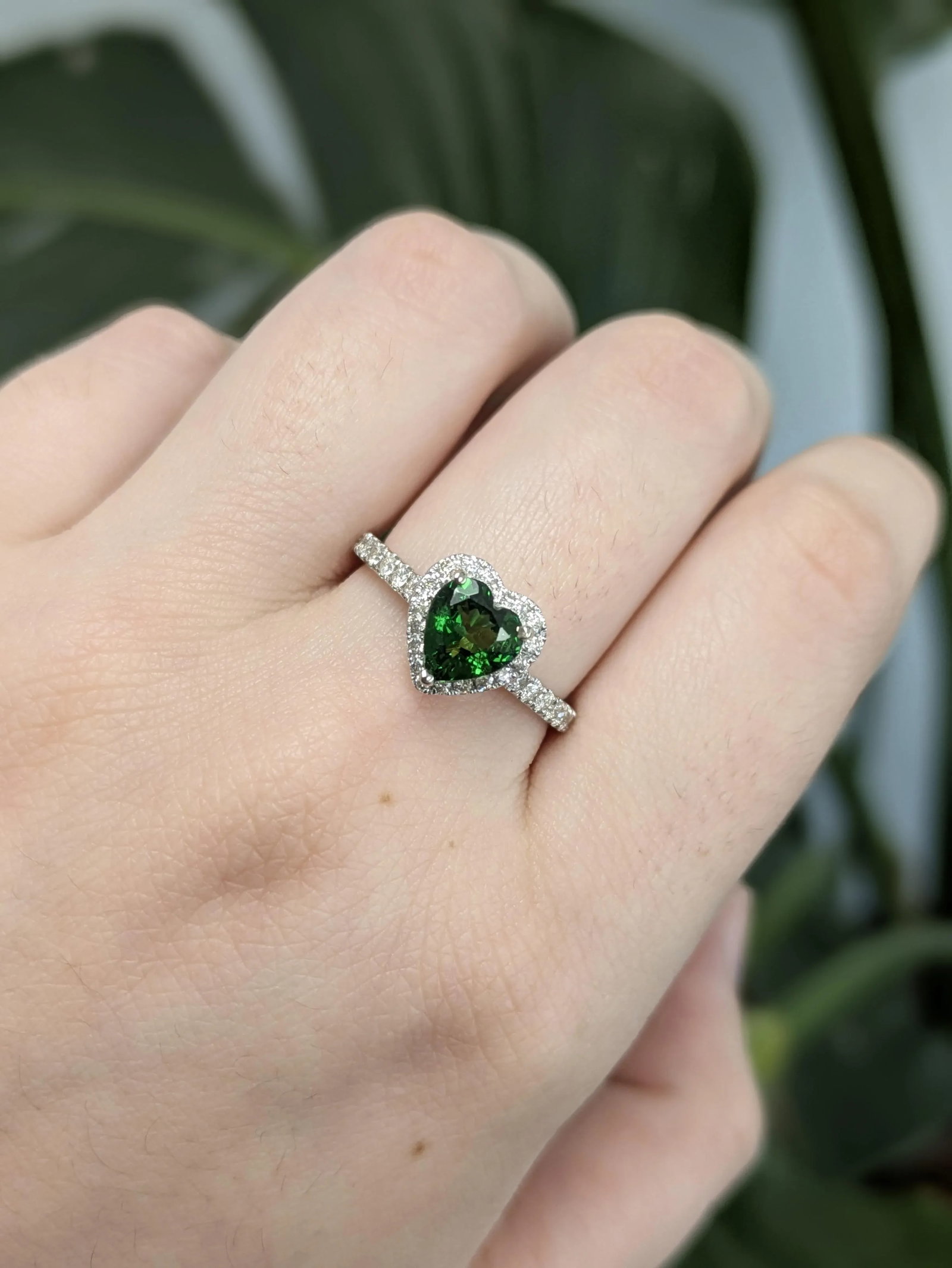 1ct Heart Shape Tsavorite Garnet Ring Size 6.75 With Natural Diamonds: 14k White Gold - 2