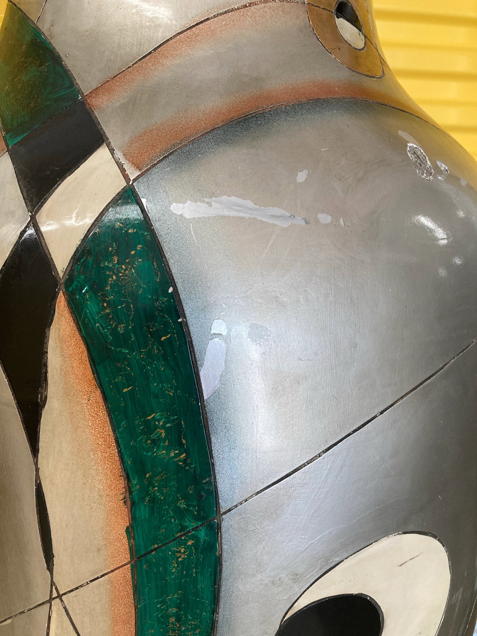 Late 20th Century Oversized Six Foot Tall Japanese Floor Vase in Memphis Style - 7