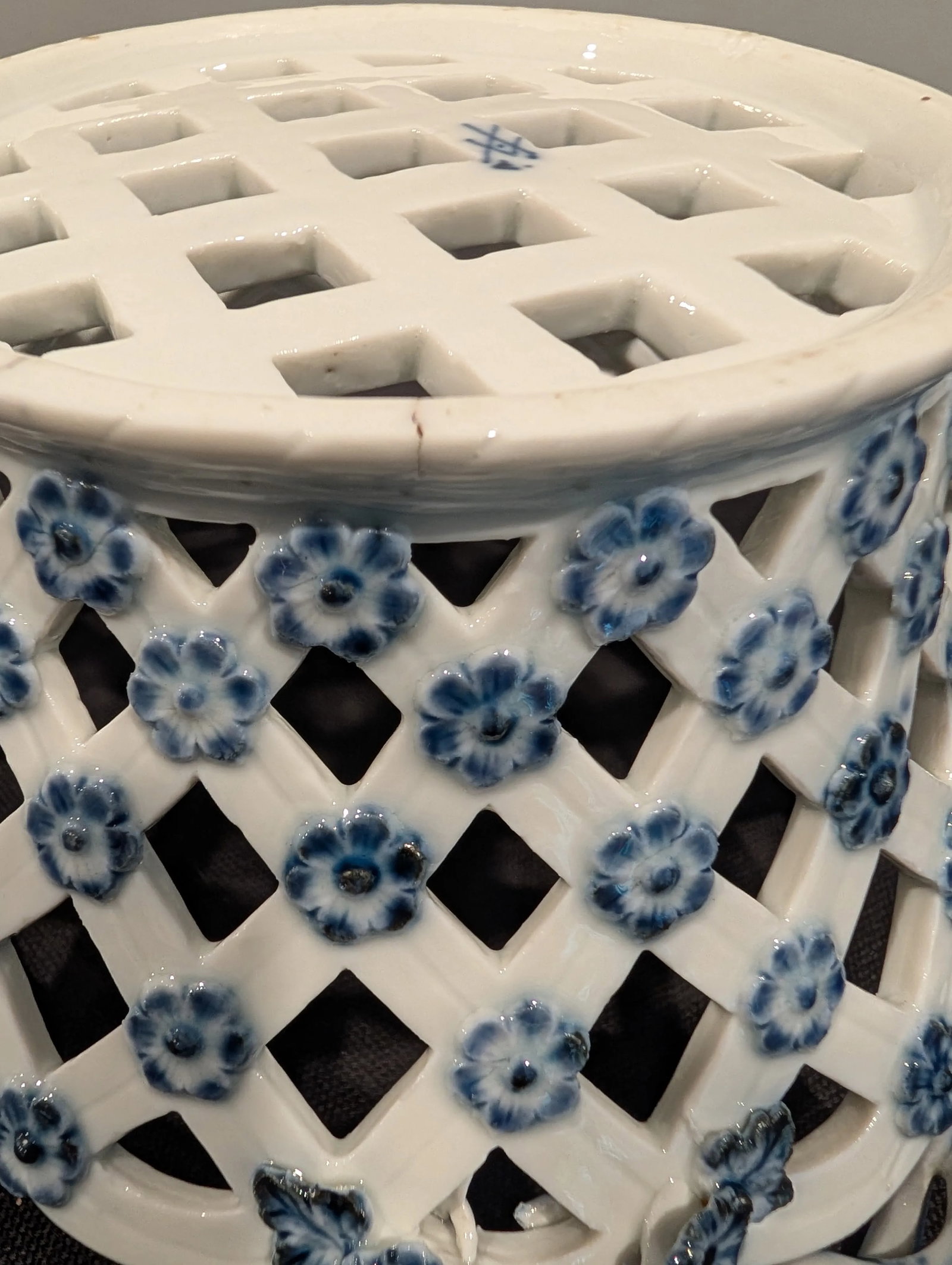 18th Century Meissen Reticulated Basket With Dot Mark, First Quality, Ca. 1765-1774 - 10