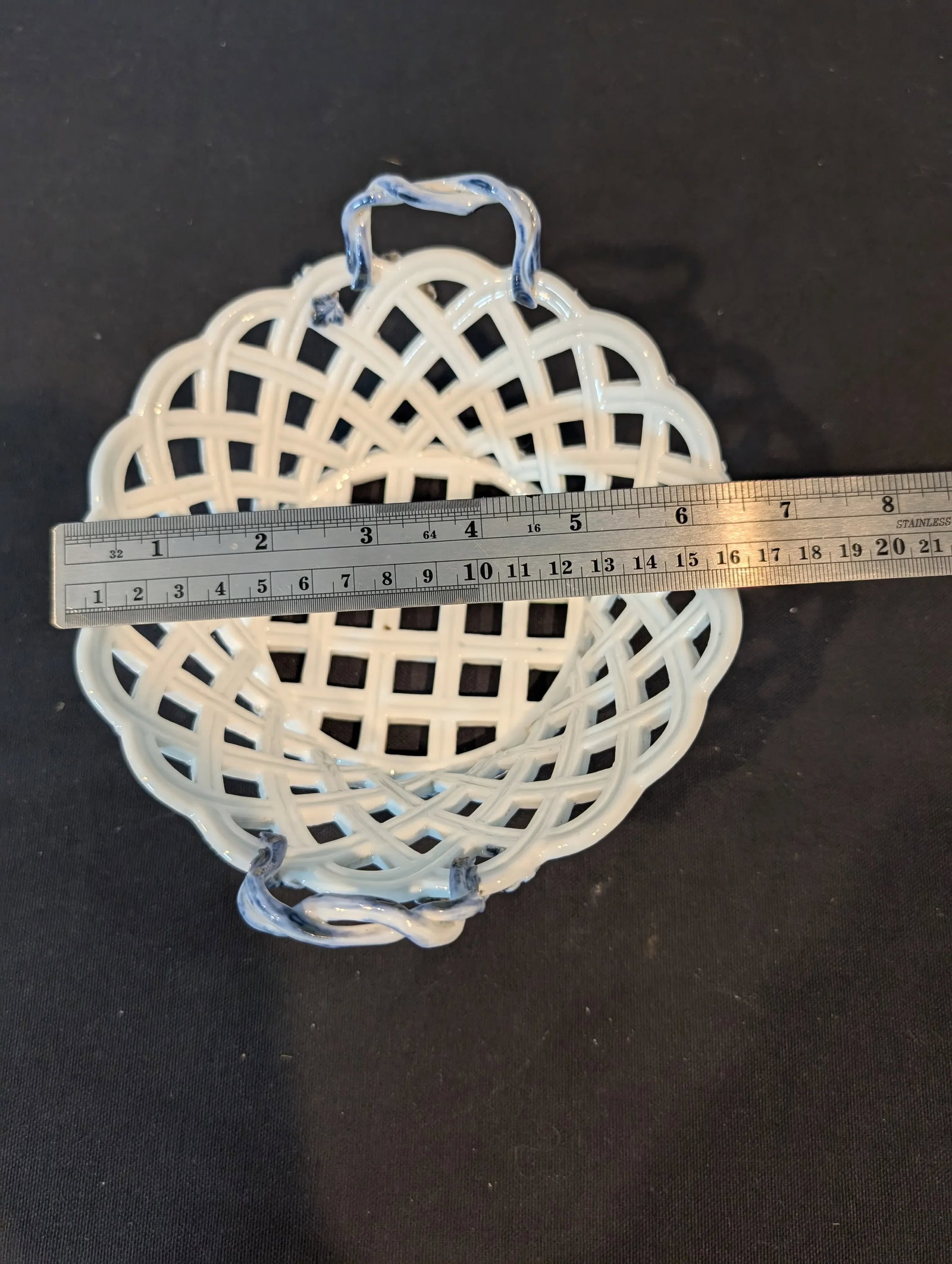 18th Century Meissen Reticulated Basket With Dot Mark, First Quality, Ca. 1765-1774 - 12
