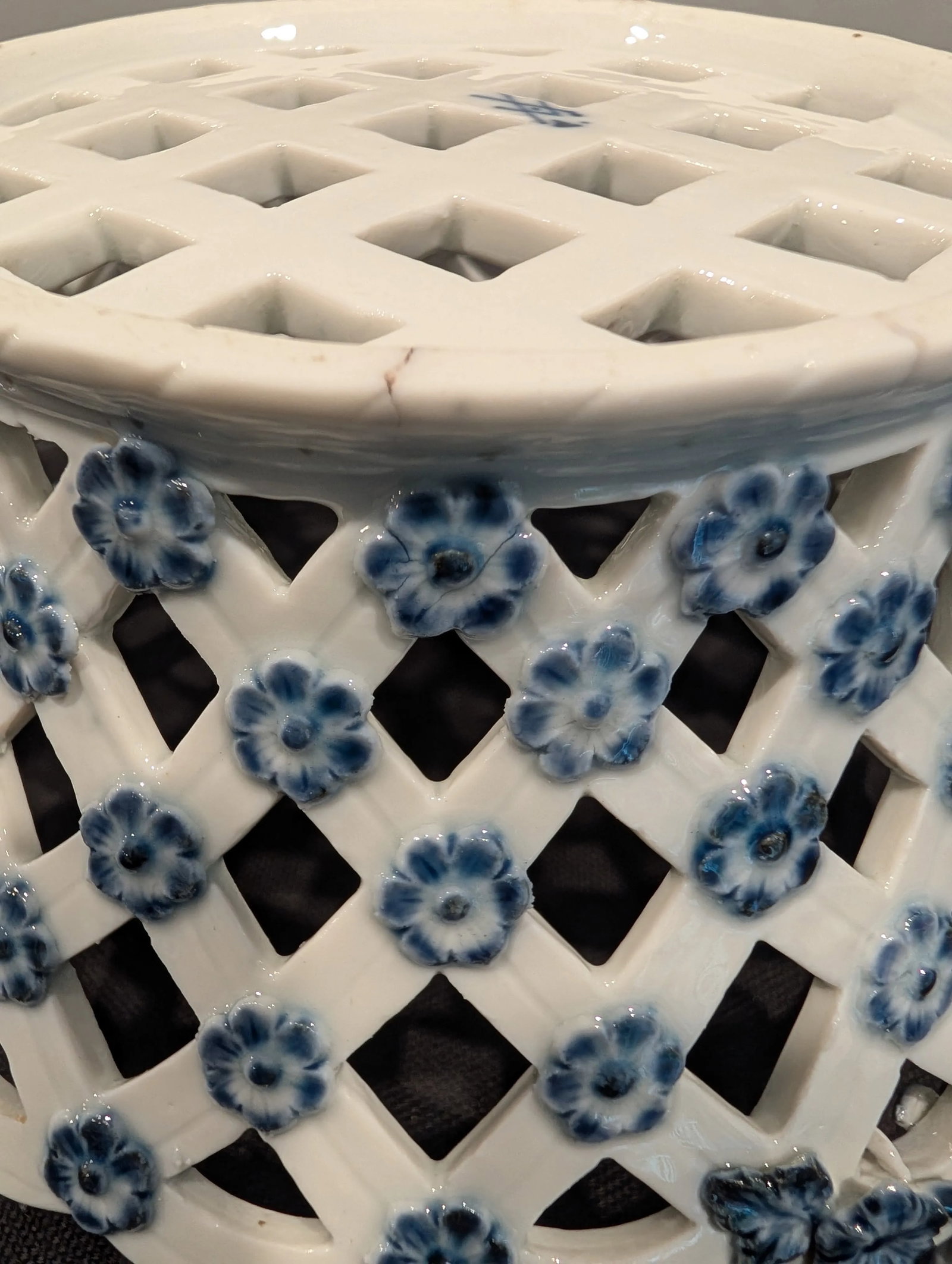 18th Century Meissen Reticulated Basket With Dot Mark, First Quality, Ca. 1765-1774 - 9
