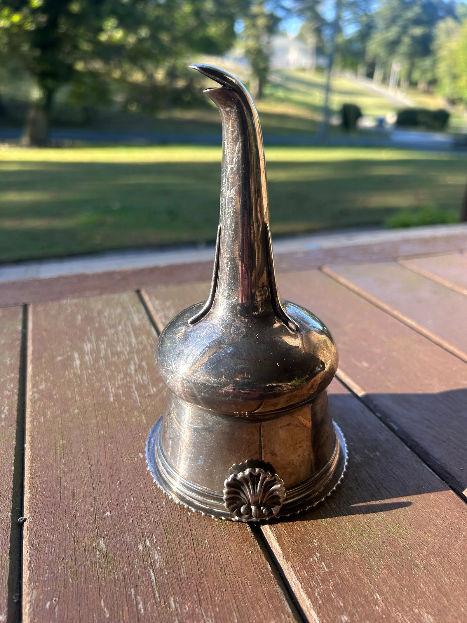 Antique 19th Century English Georgian Sterling Silver Wine Funnel and Strainer, Shell Motif, With Lo - 6