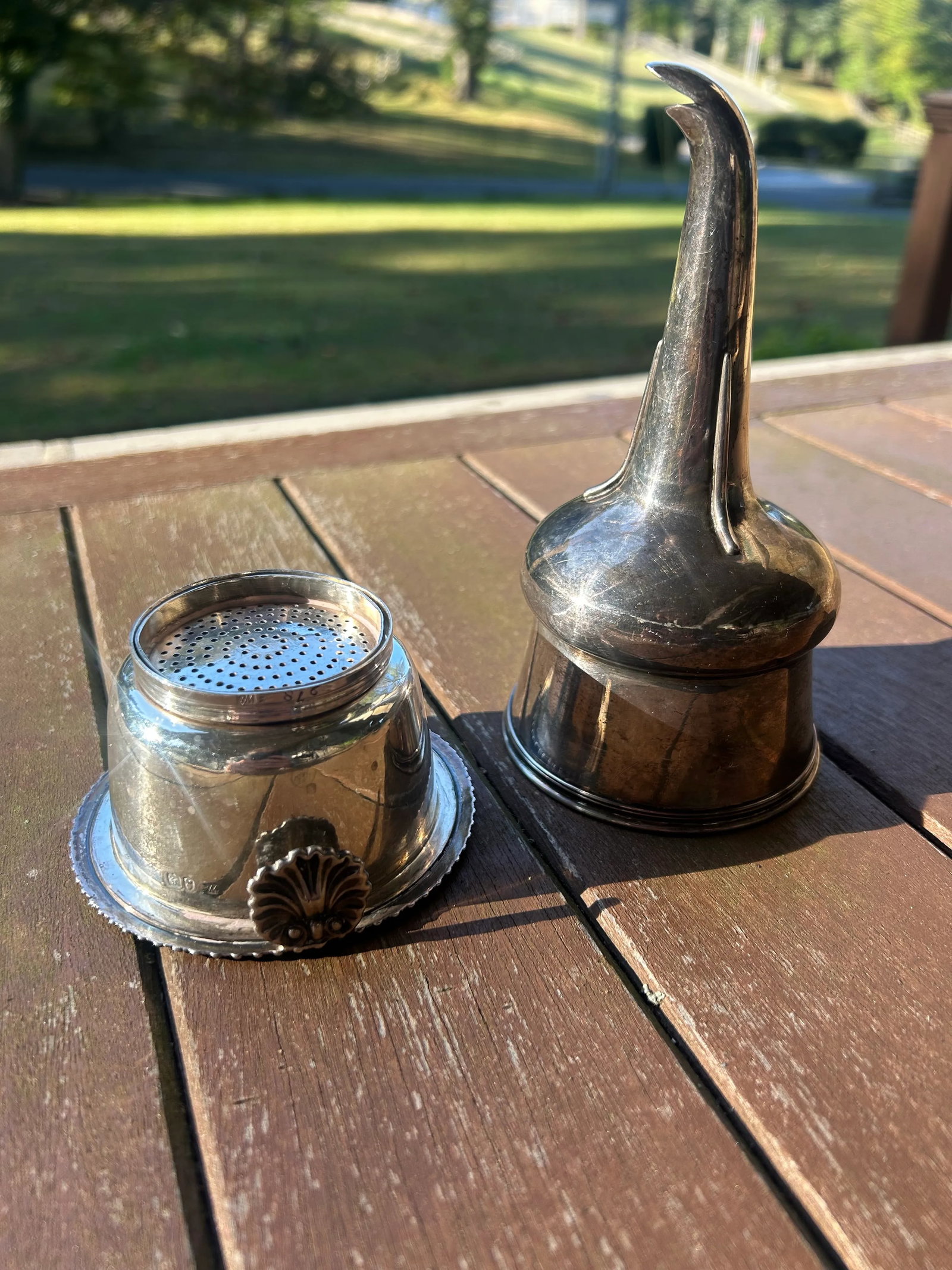Antique 19th Century English Georgian Sterling Silver Wine Funnel and Strainer, Shell Motif, With Lo - 7