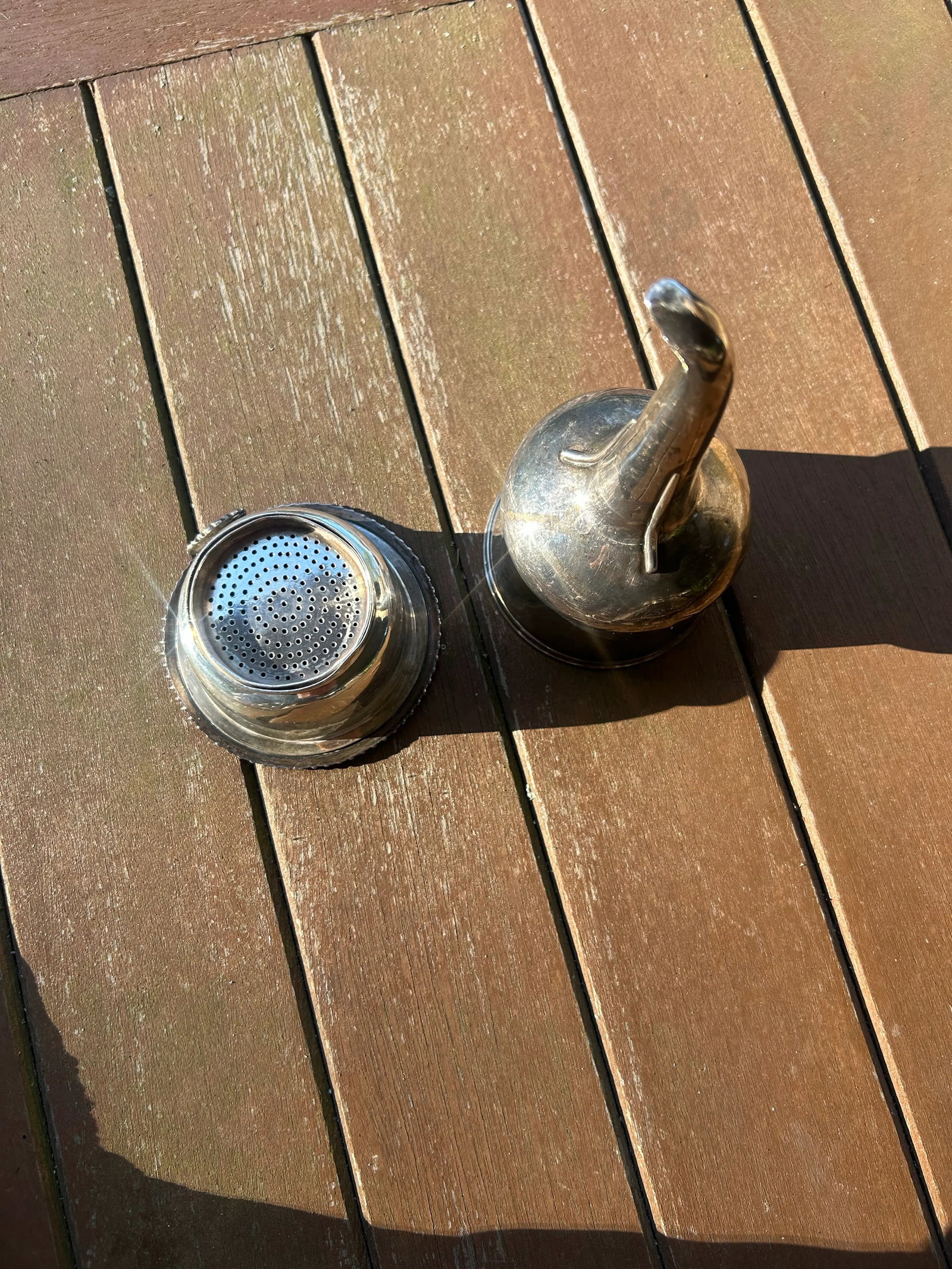Antique 19th Century English Georgian Sterling Silver Wine Funnel and Strainer, Shell Motif, With Lo - 8