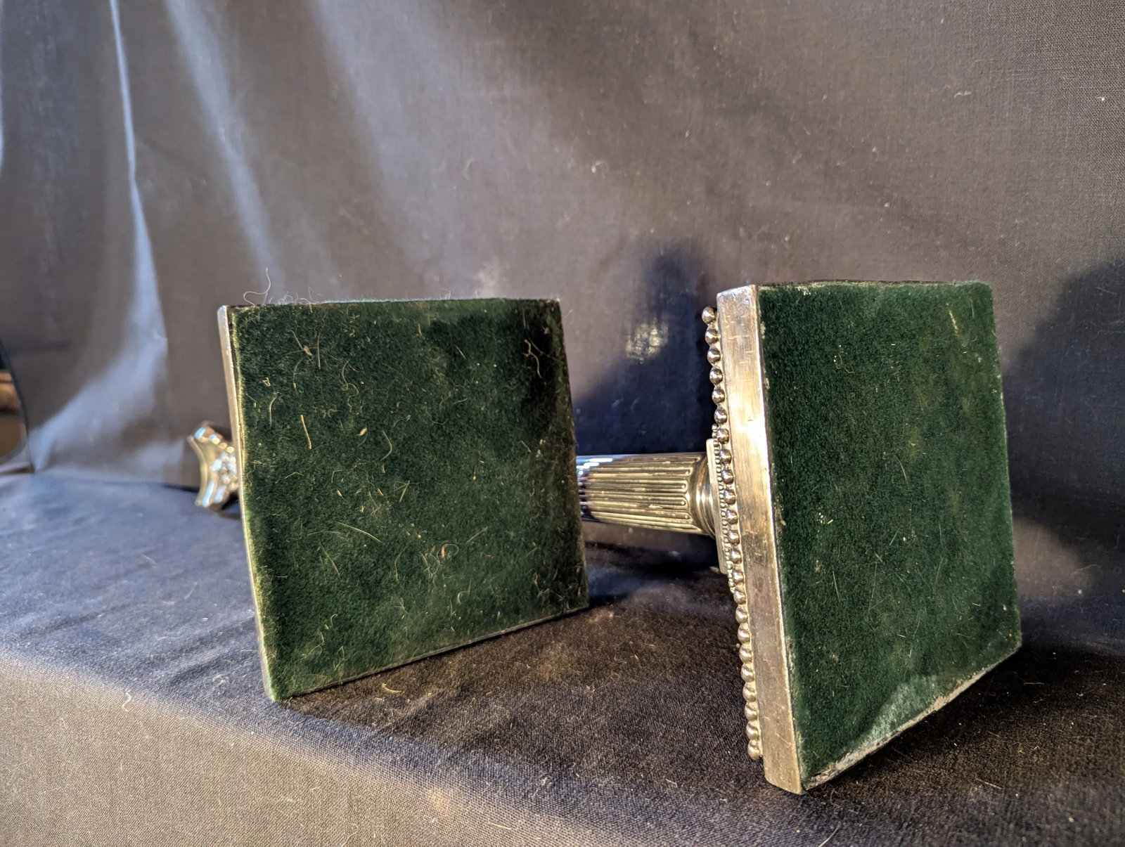 Late 19th Century Pair of Sheffield Plate Candlesticks - 5