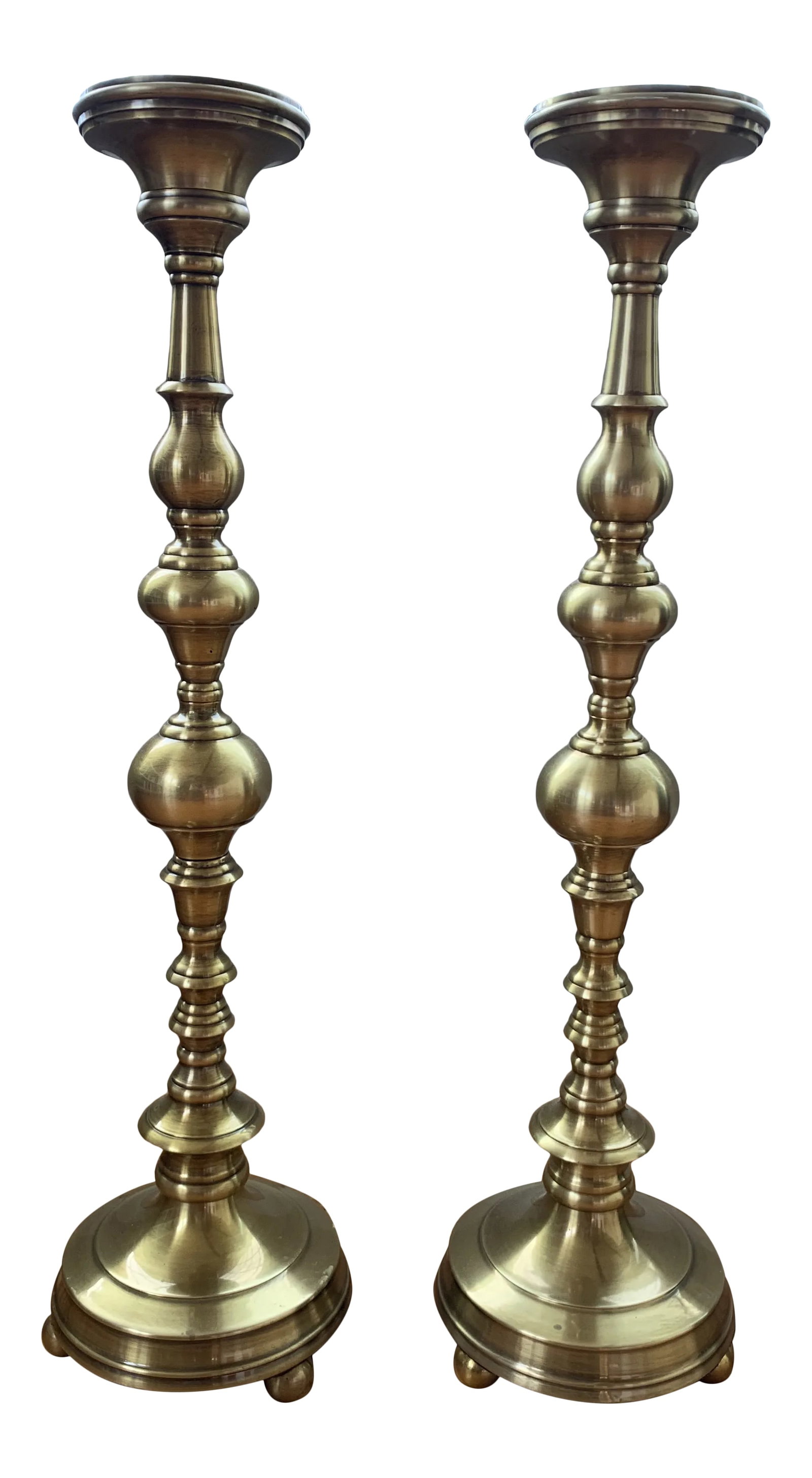 Global Views Brass Pilar Candlesticks - a Pair: Pair of monumental brass Global Views pilar candlesticks. Could be used as floor candle stands or on a credenza. Gorgeous and heavy, can hold two different sizes of pillars. A few tiny marks as shown 