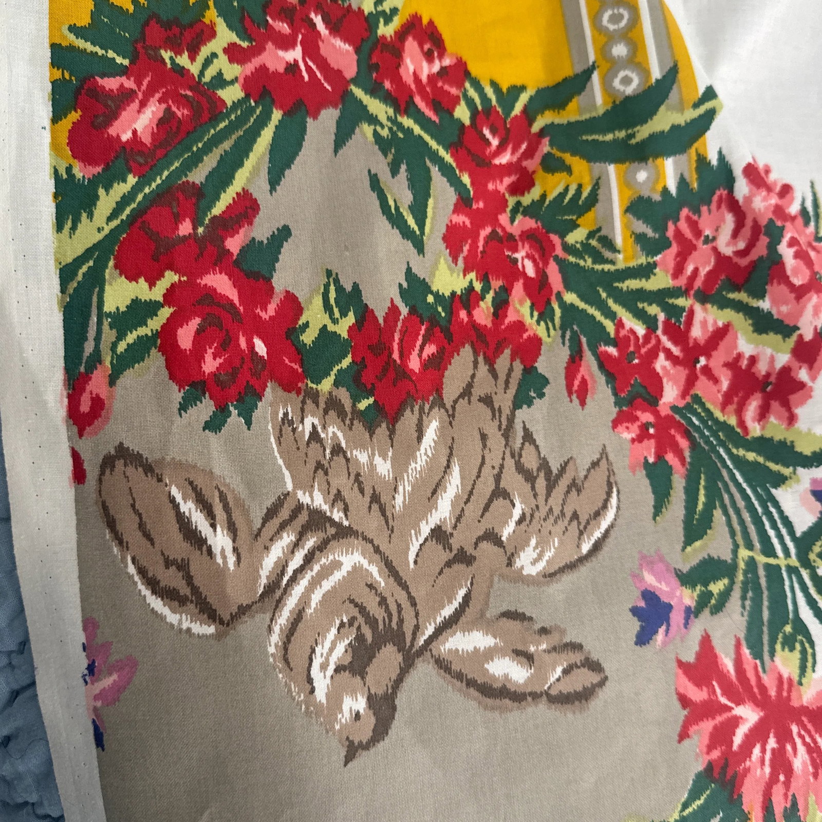 Old World Weavers Yellow Nancy Chintz Fabric Remnant 4 Yards - 3