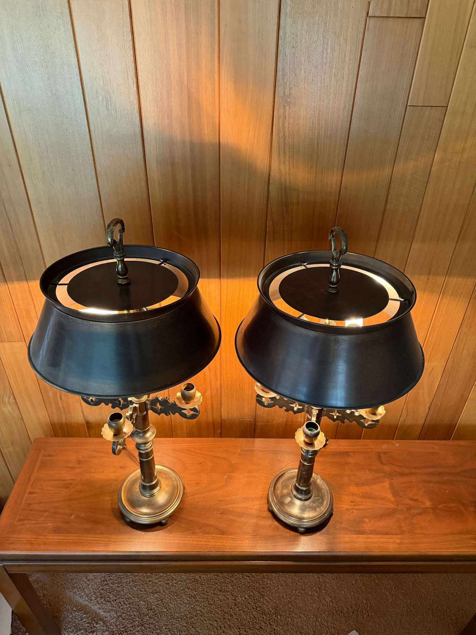 Pair of Mid-Century Frederick Cooper Brass Bouillotte Table Lamps With Adjustable Brass Tole Shades - 5