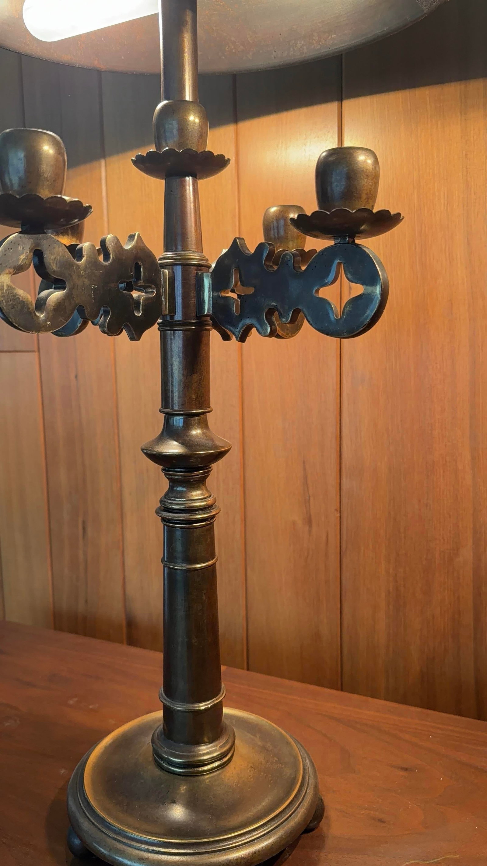 Pair of Mid-Century Frederick Cooper Brass Bouillotte Table Lamps With Adjustable Brass Tole Shades - 9